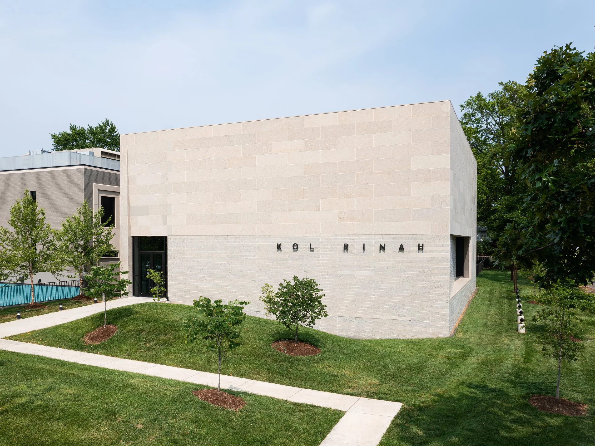 Kol Rinah Congregation limestone cube addition linking renovated structures by Patterhn Ives, Clayton Missouri - architectural photographer St. Louis
