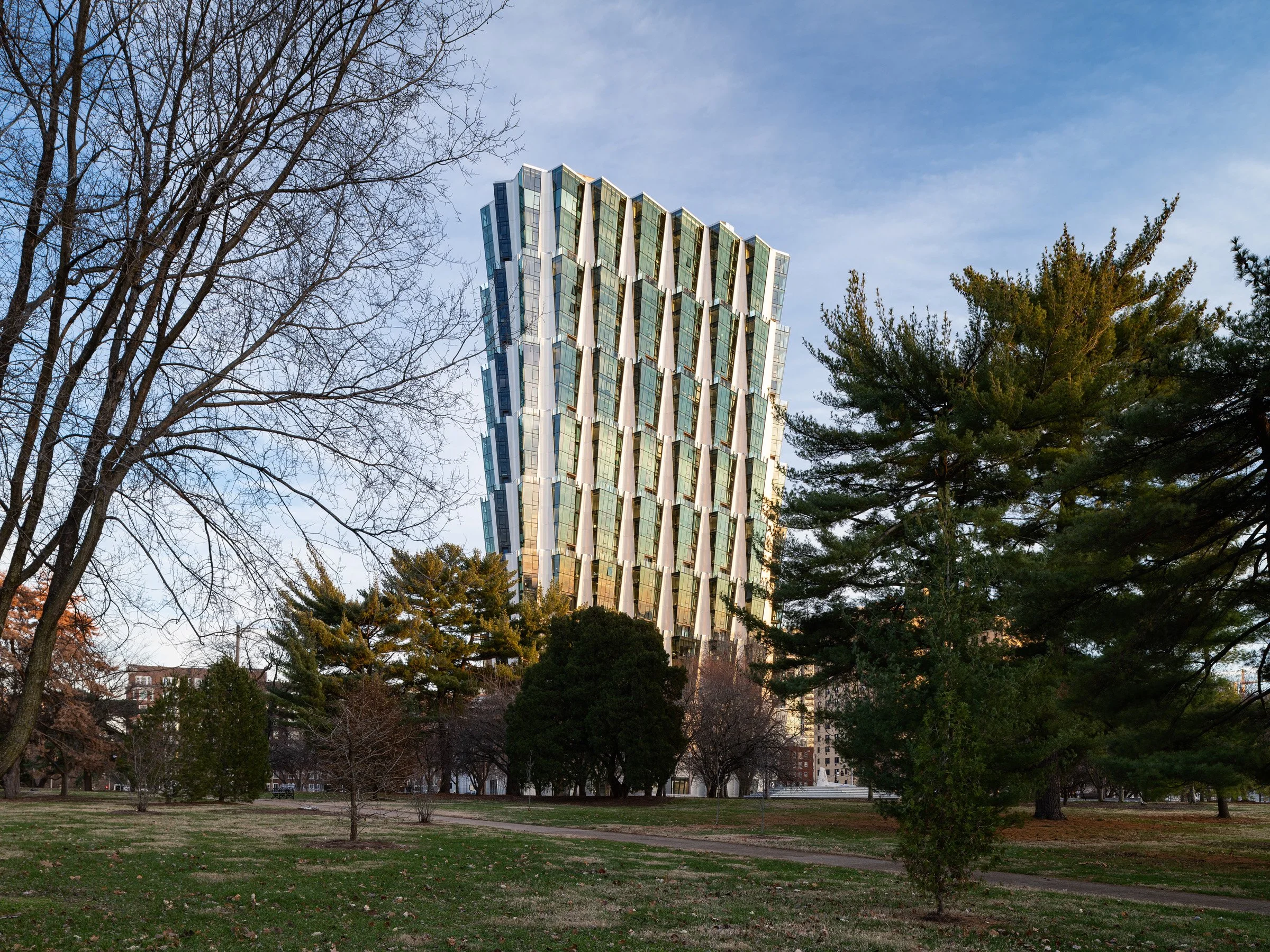 100 Above the Park leaf-shaped plan with splayed tiered terraces and angled glass by Studio Gang, St. Louis Missouri - architectural photographer St. Louis
