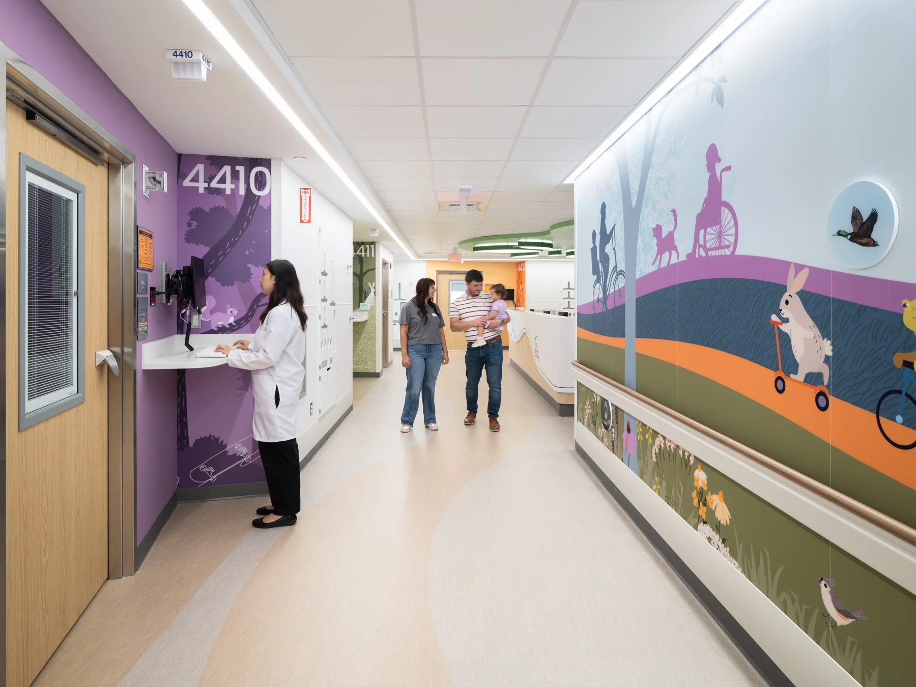 St. Louis Children’s Hospital patient corridor with purple charting alcove, by CannonDesign - architectural photographer St. Louis Missouri