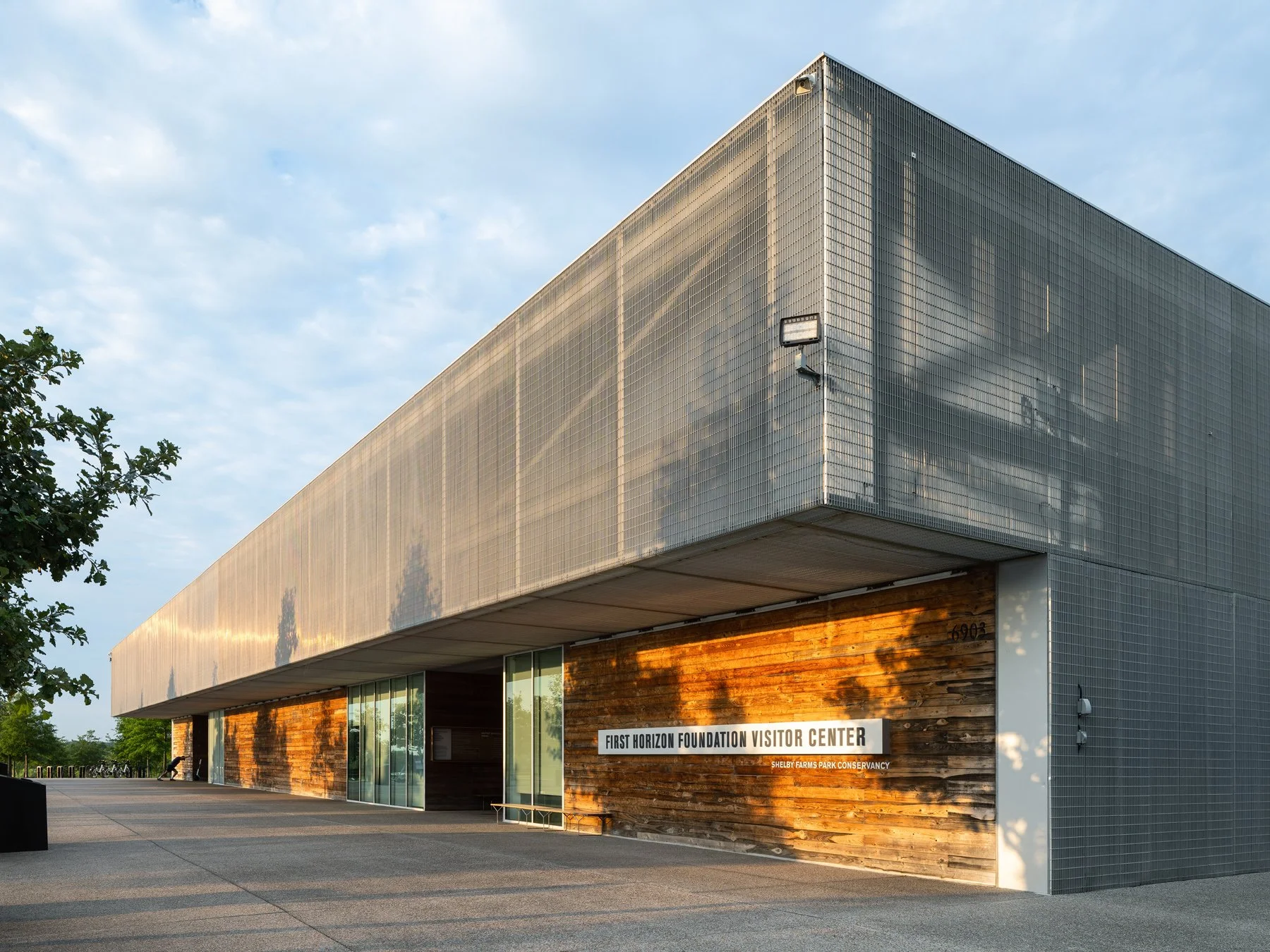 Shelby Farms Park visitor center in aluminum mesh and reclaimed wood, by Marlon Blackwell Architects - architectural photographer Memphis Tennessee