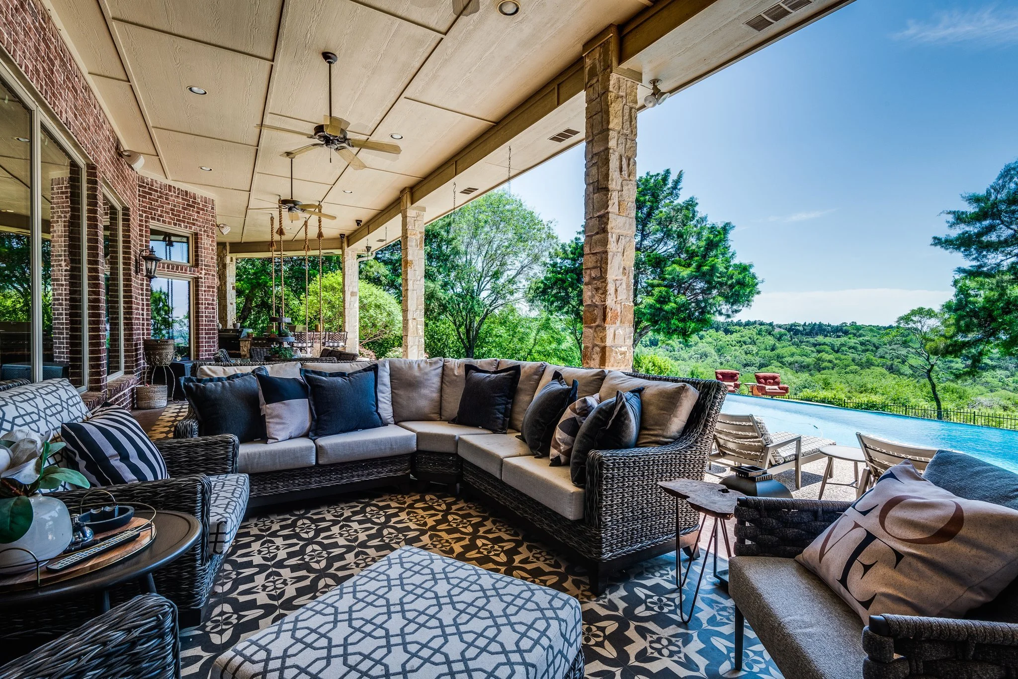 034-842BluffRidgeDrive-CedarHill-TX-75104-SMALL.jpg