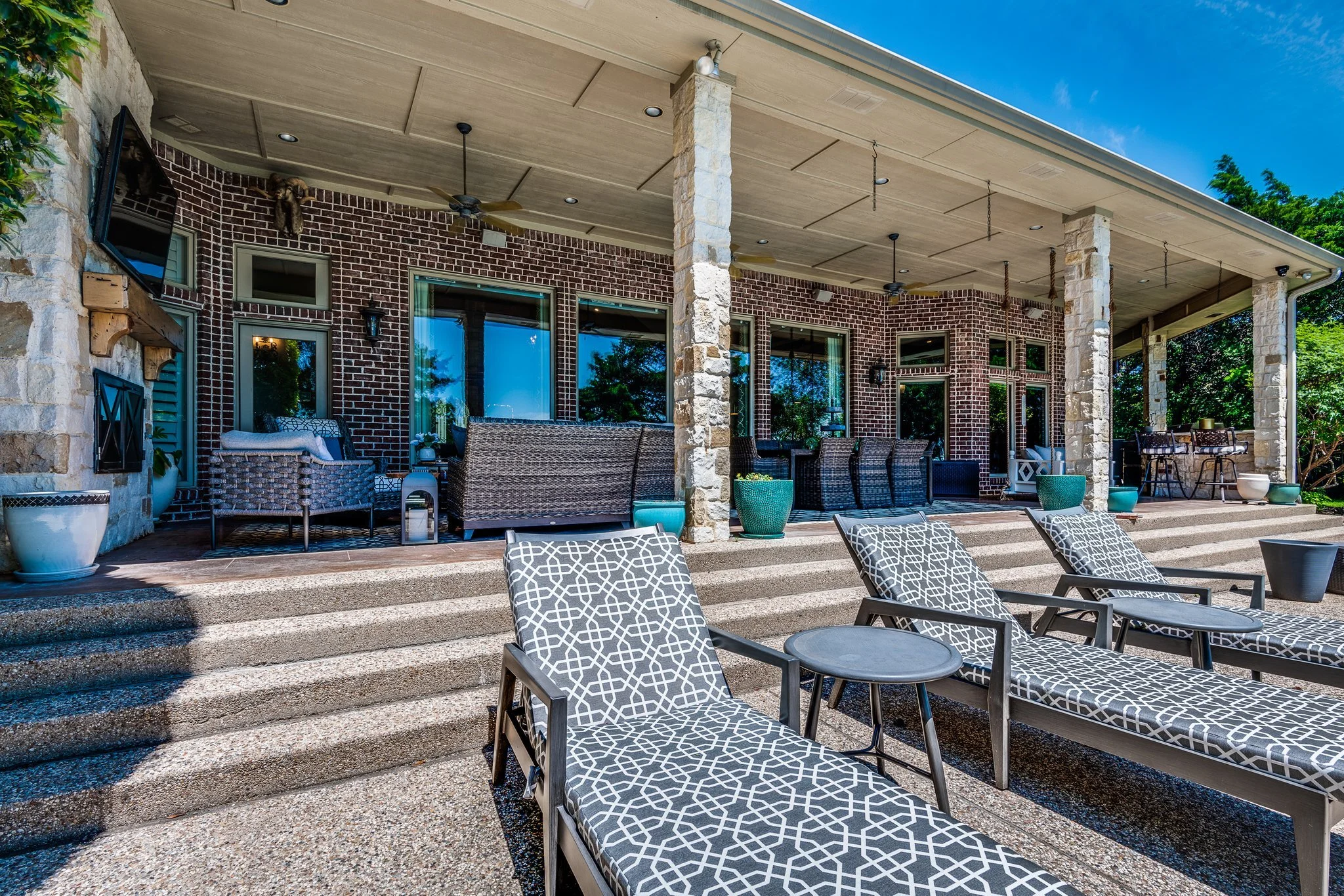 039-842BluffRidgeDrive-CedarHill-TX-75104-SMALL.jpg