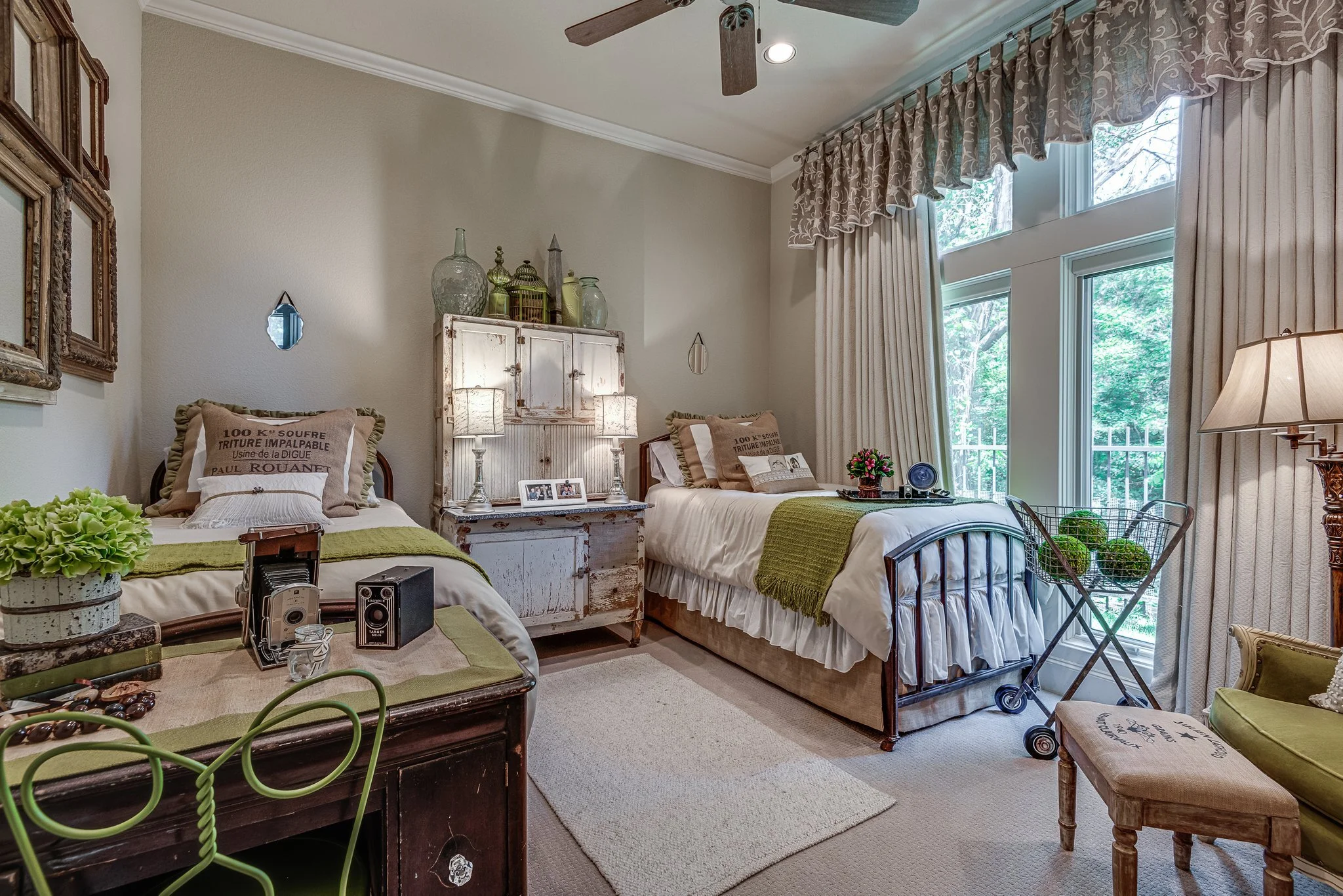 047-842BluffRidgeDrive-CedarHill-TX-75104-SMALL.jpg