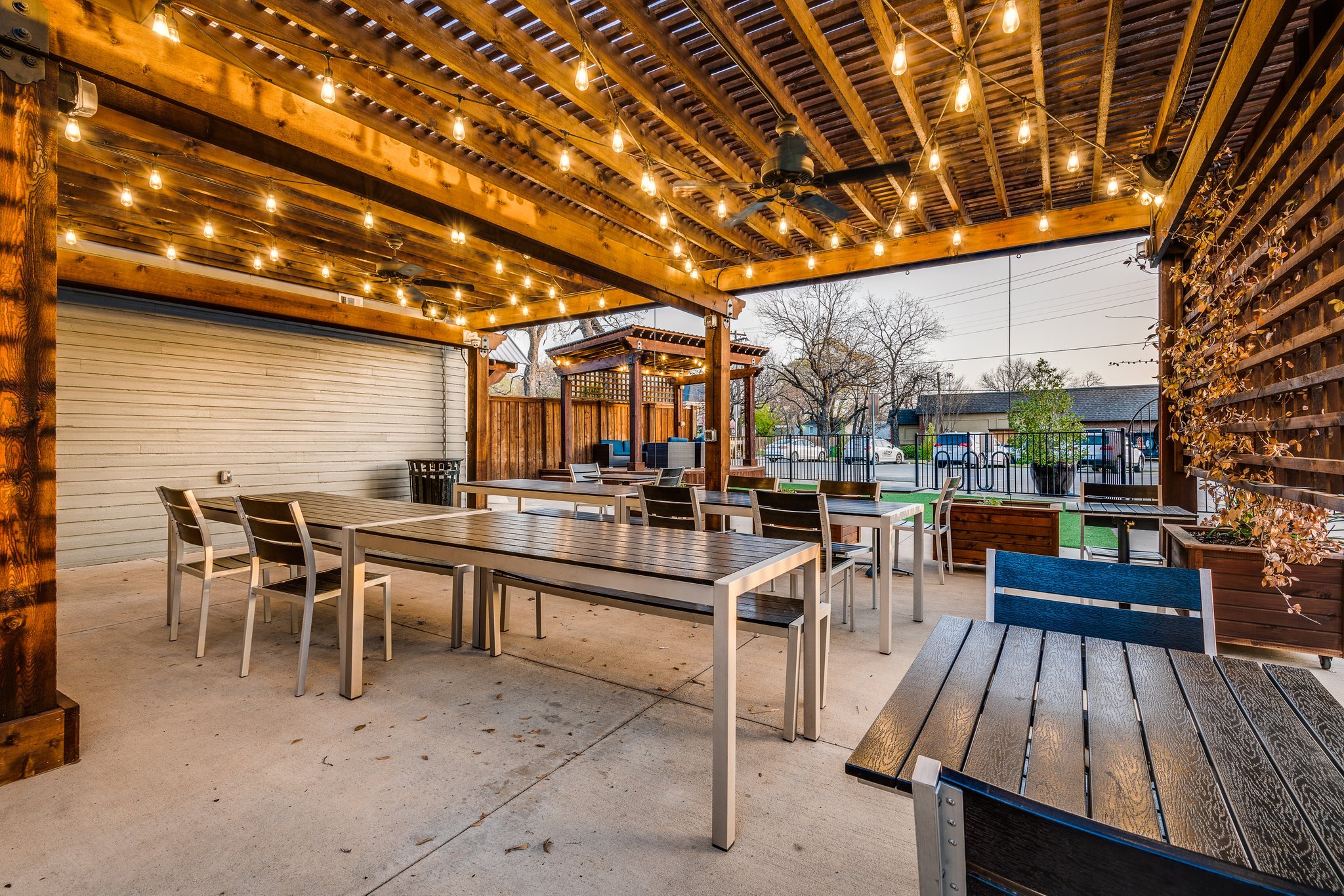 038-230WestBeltLineRoad-CedarHill-TX-75104-SMALL.jpg
