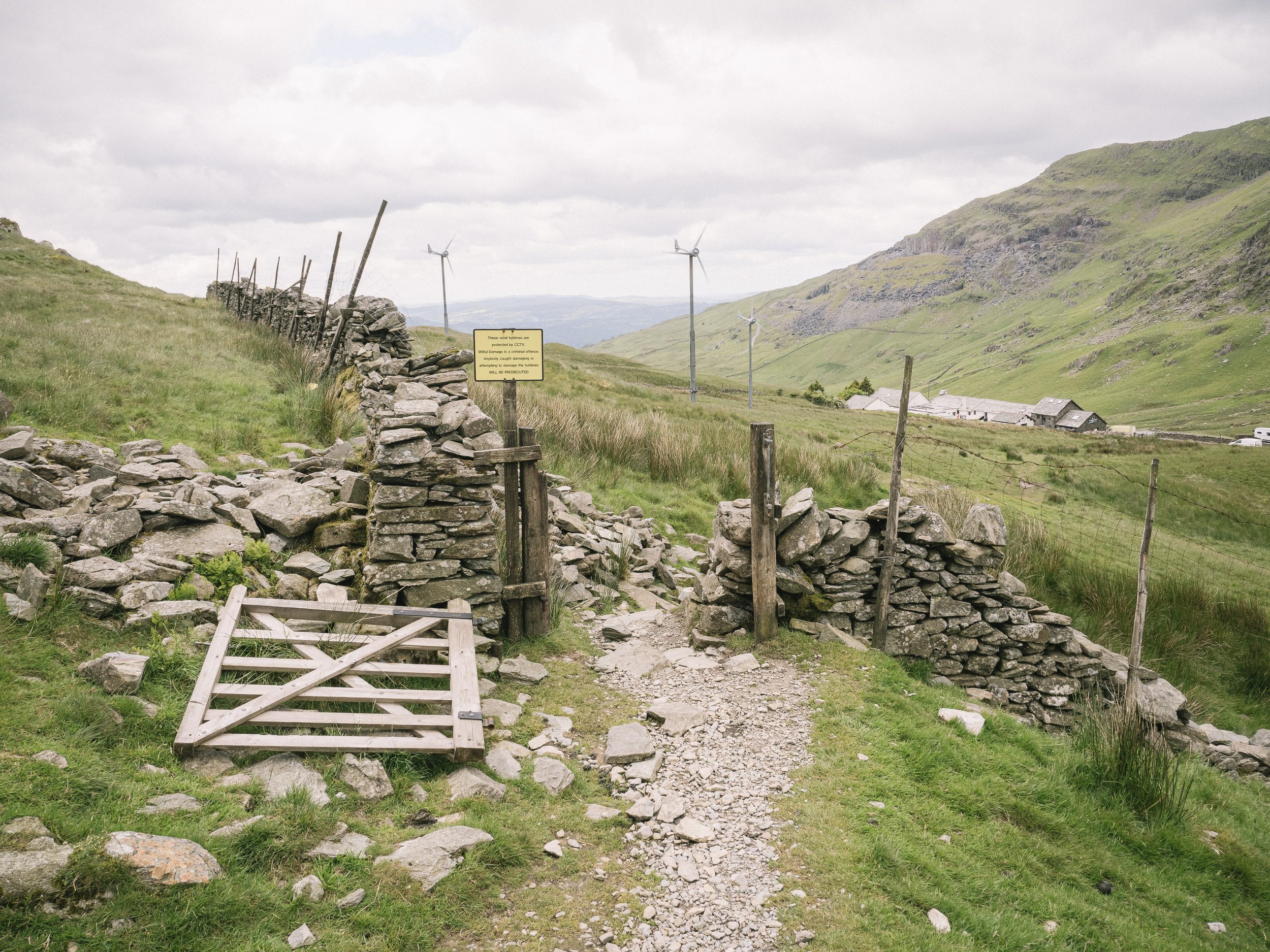 Broken Gate | Caudale Moor