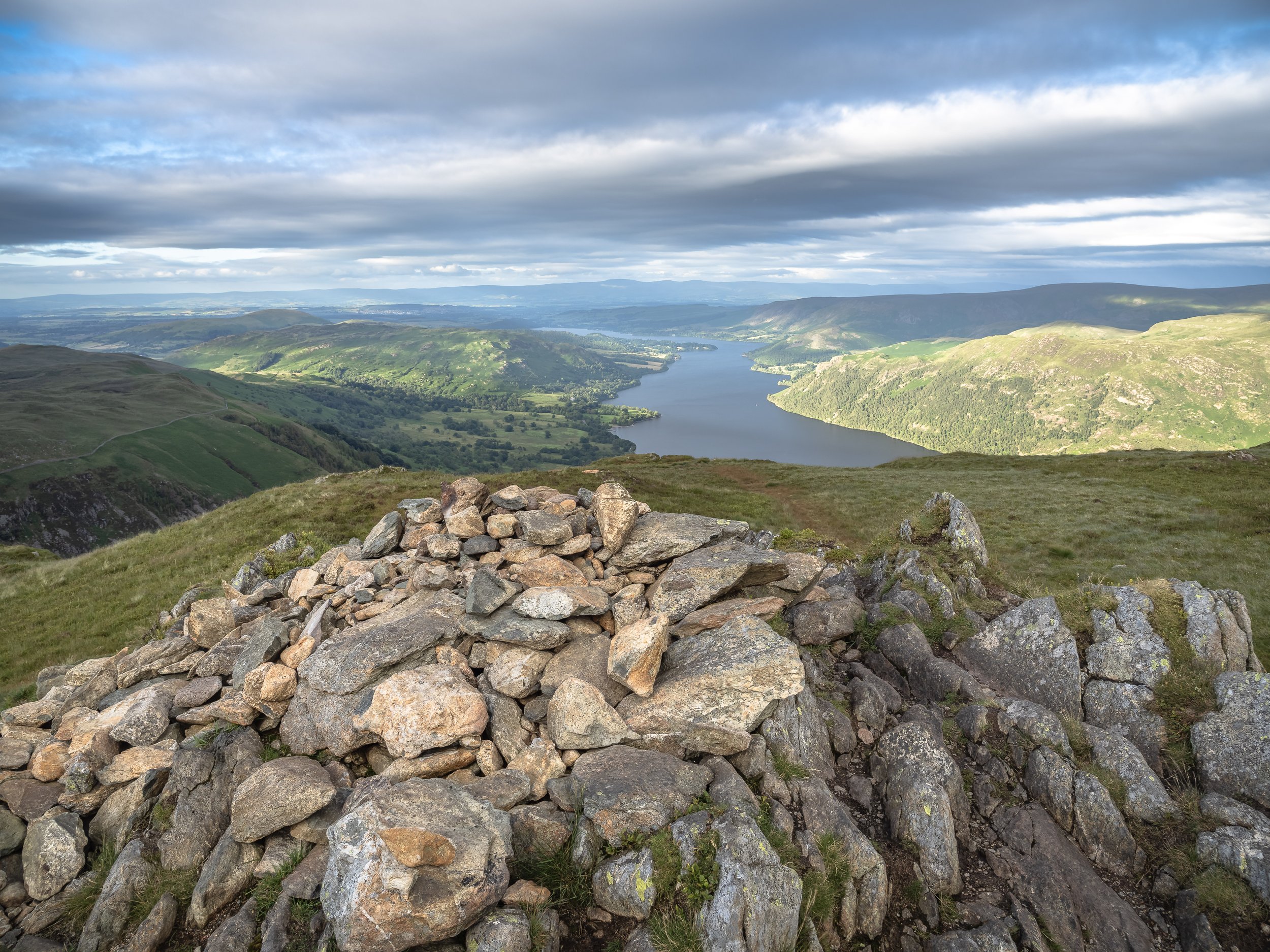 Summit Rocks over Ullswater | Sheffield Pike