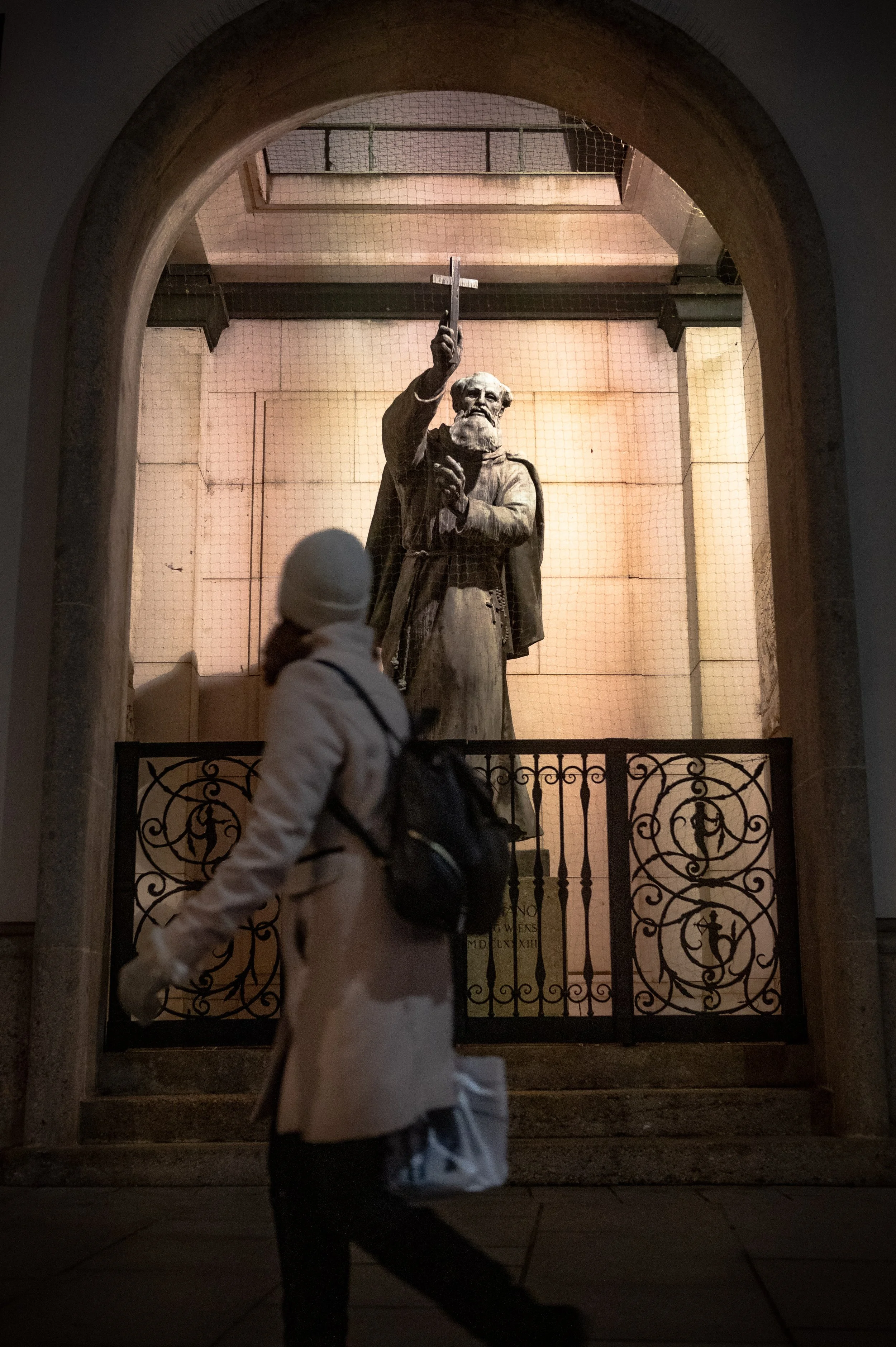   Vienna Blessings  | Street 