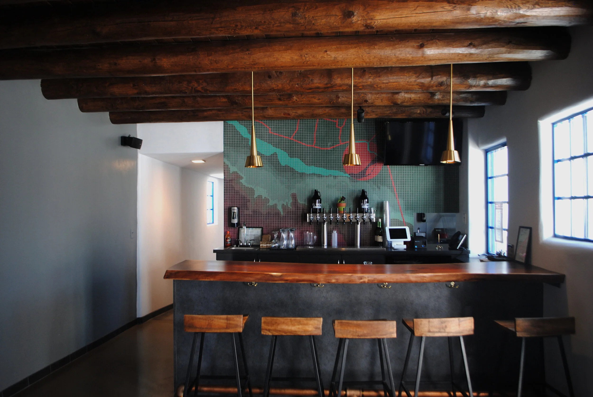 Curated visual reference: Gallery Detail: Off Grid Studio
