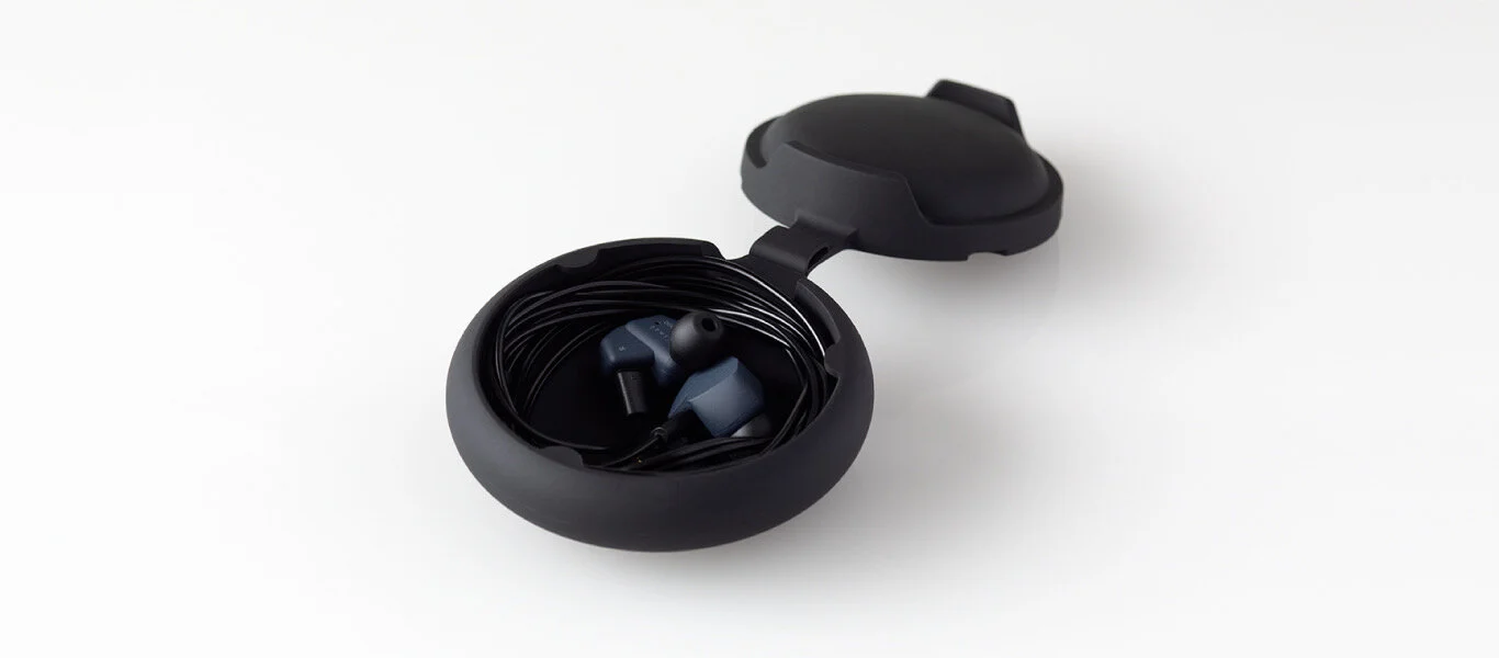 Final Audio Design A4000 — Earphone & Headphone Specialty