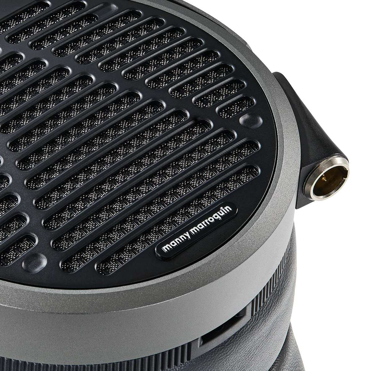 Audeze-MM520(cup-close).png