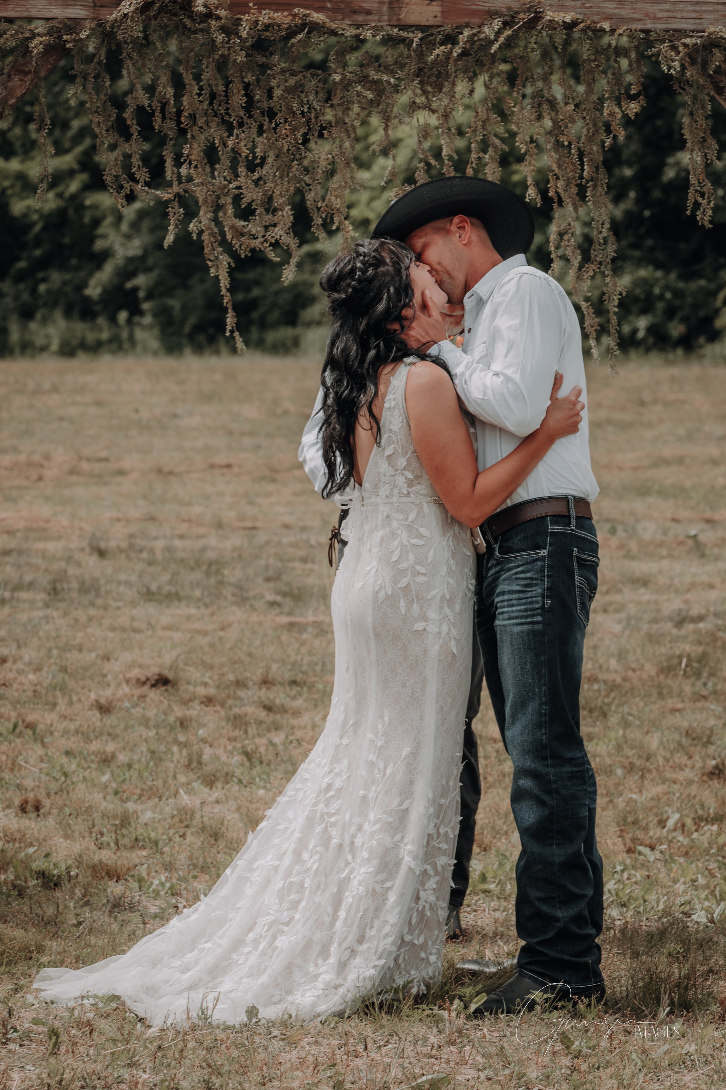 Nick + Tanya North Wedding-20.jpg
