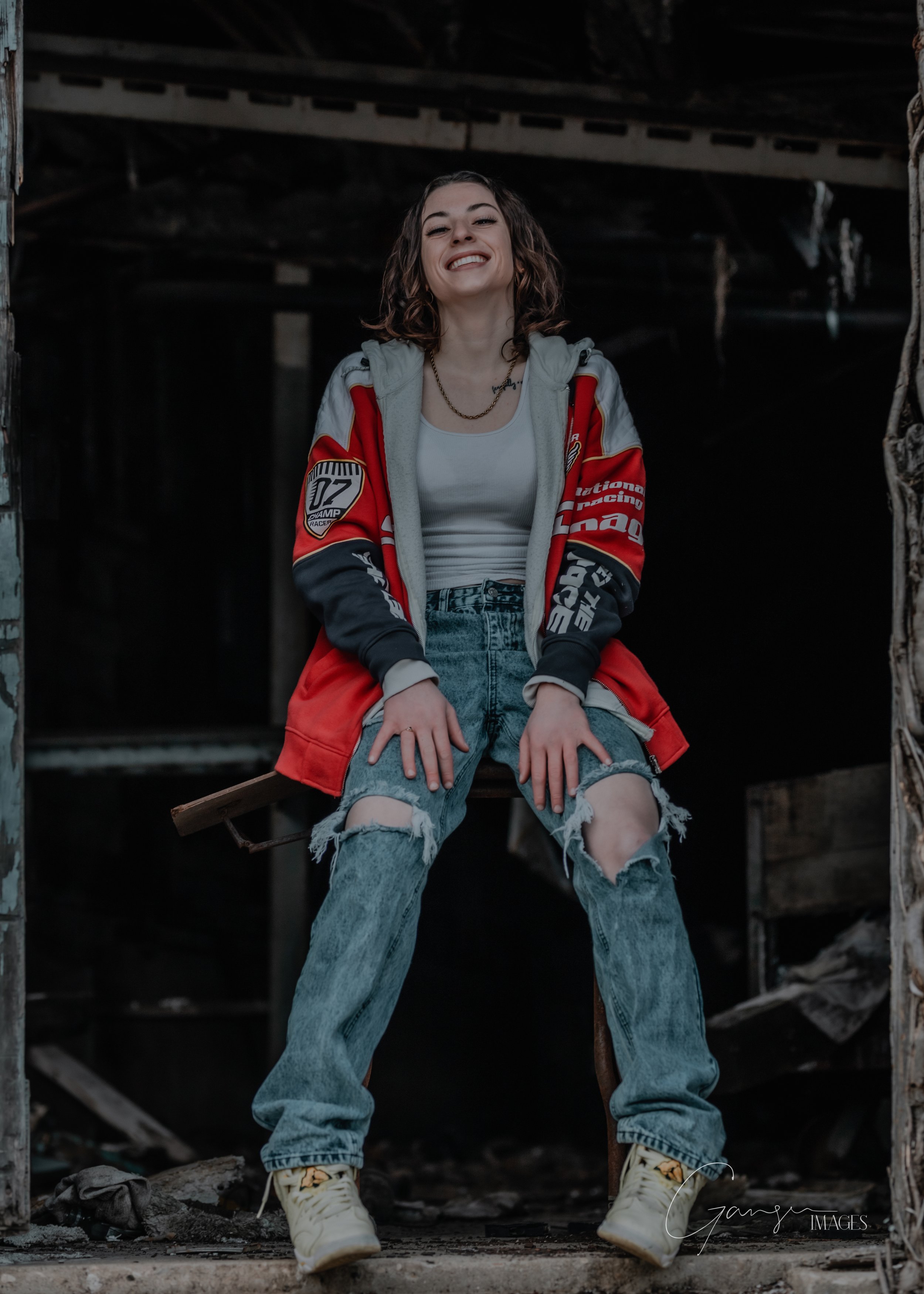 Chloe Senior Pictures-17.jpg