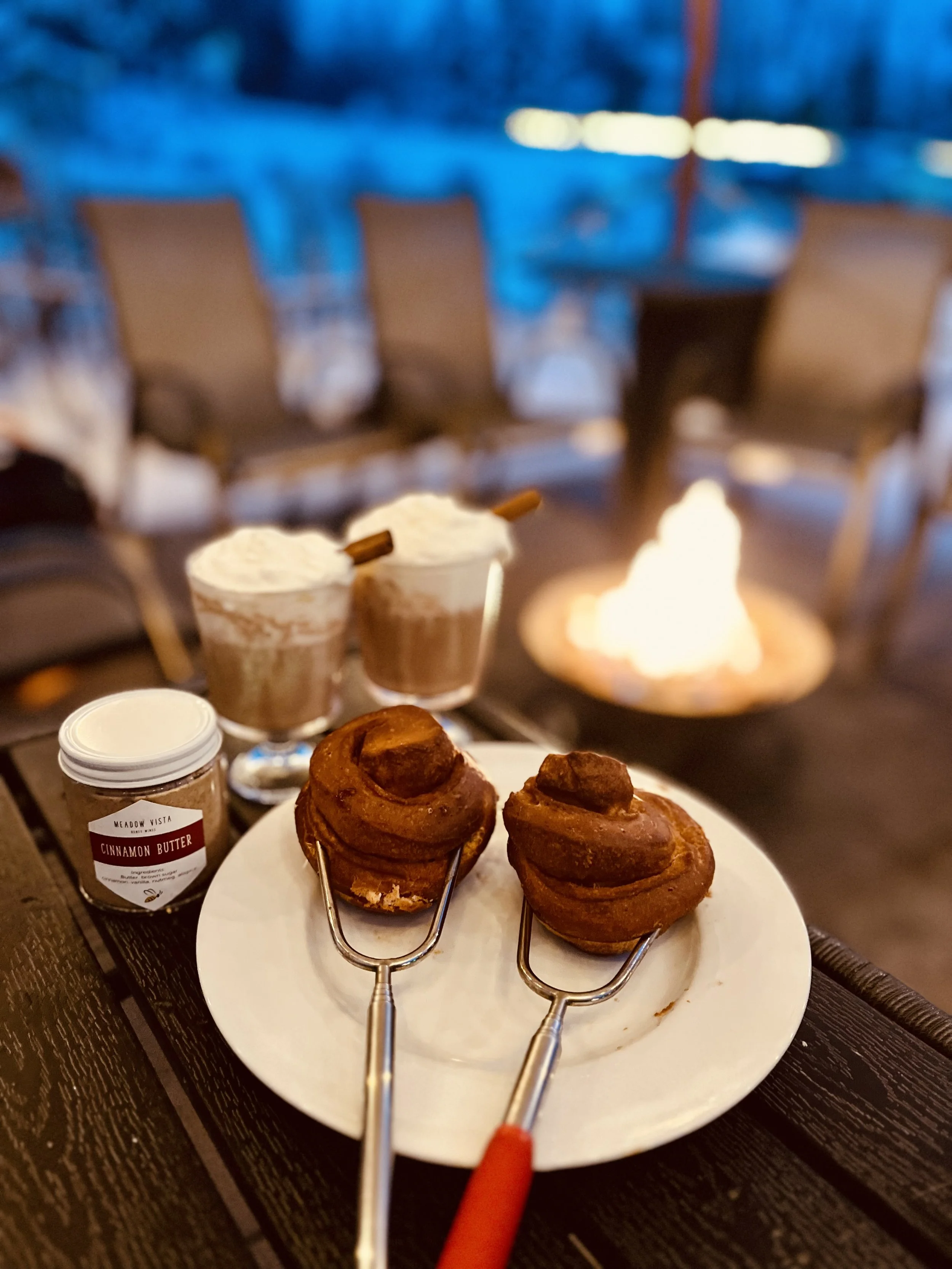 Fireside Cinnamon Bun Roast at Meadow Vista Winery