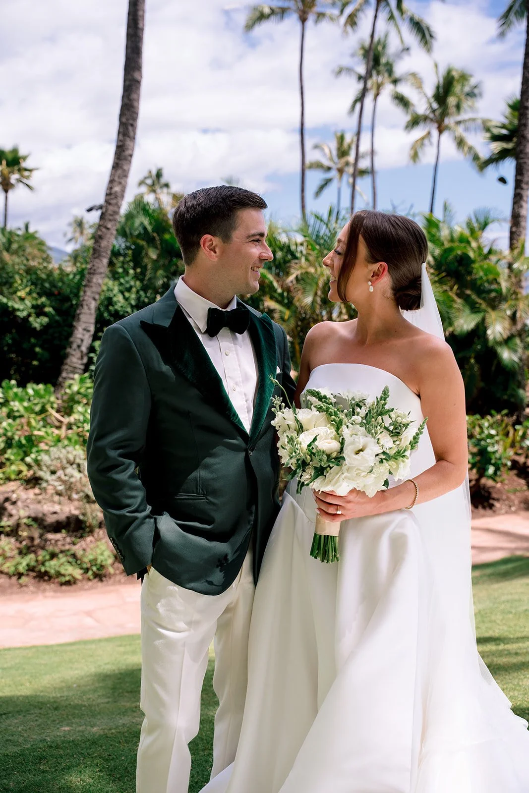 Michael&CarolineDayThree_LabbePhotography-190.jpg