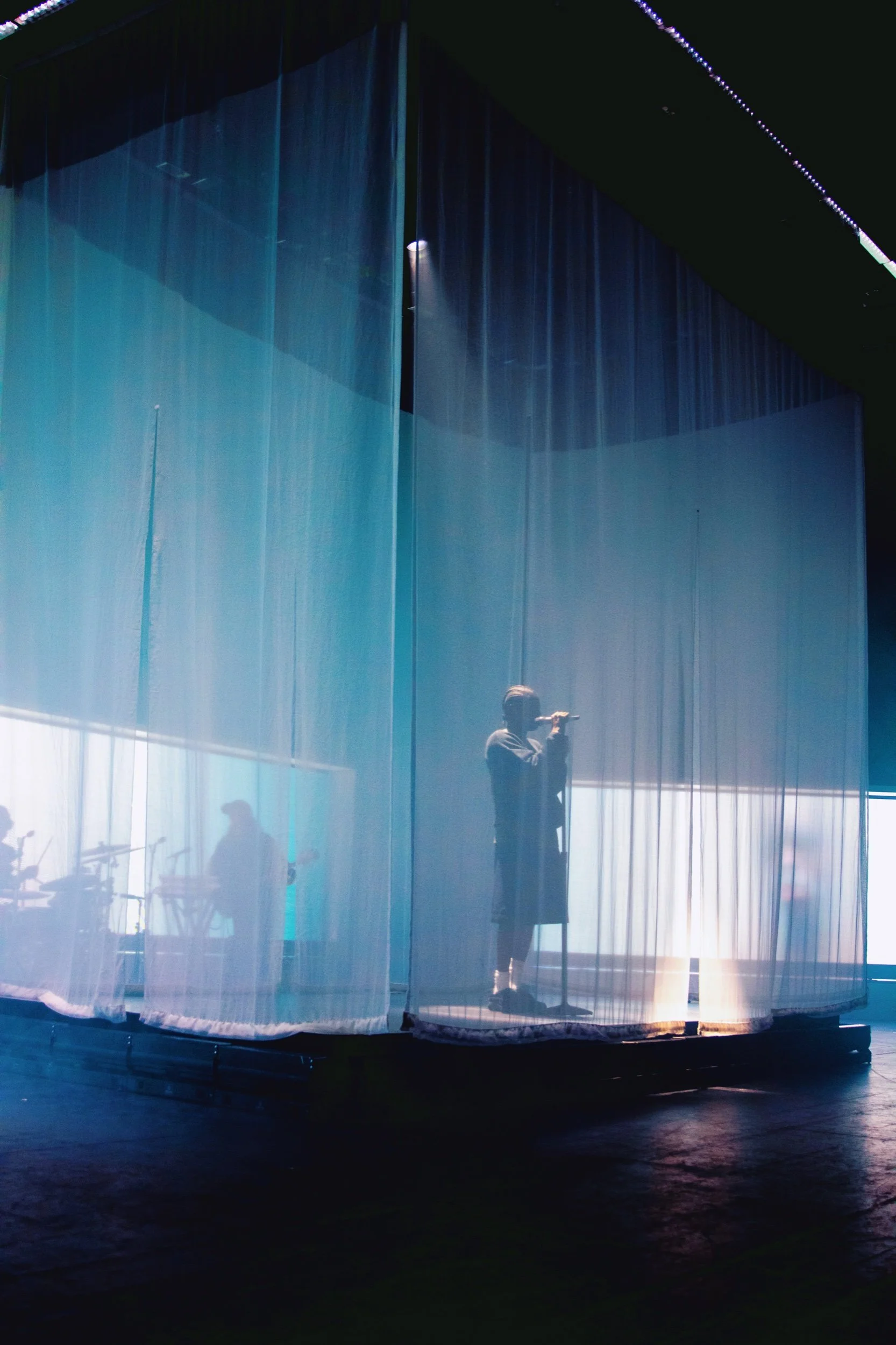Daniel Caesar.