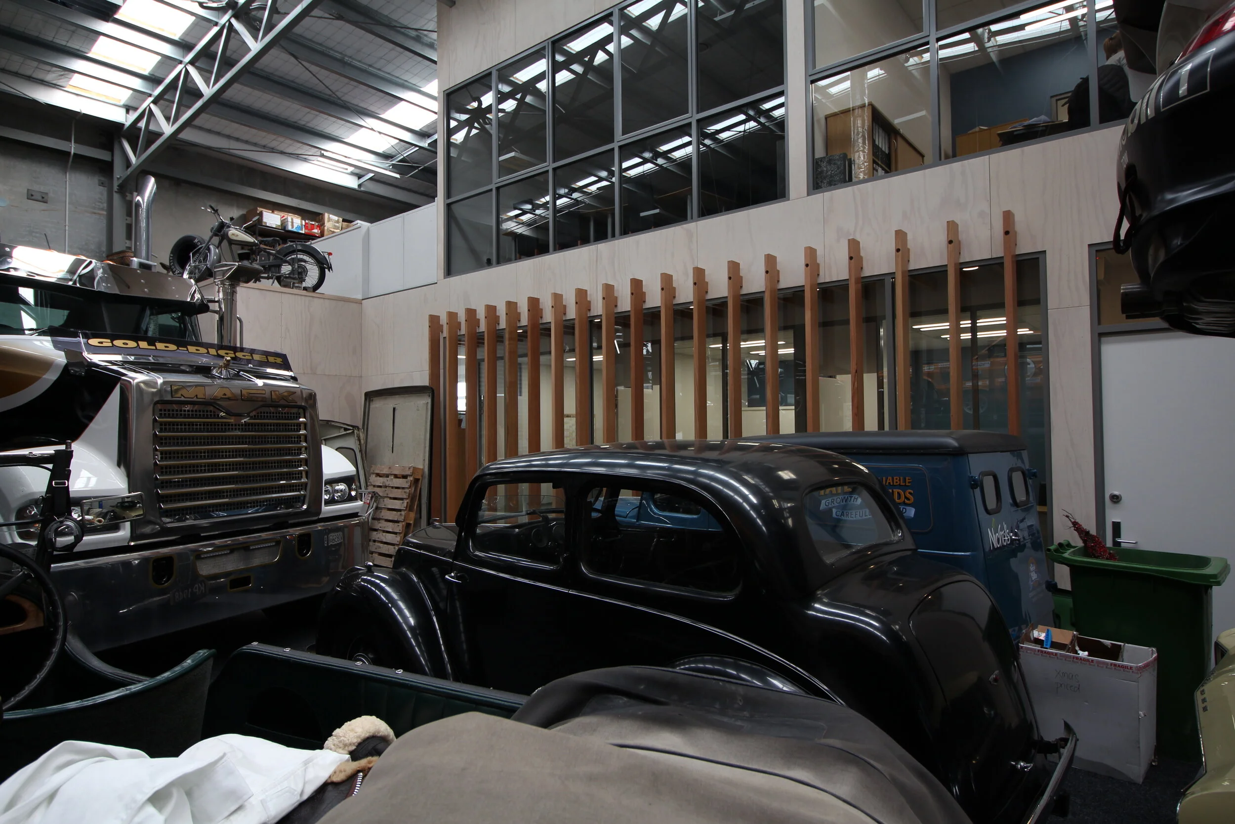 Brent Alexander_Cat 8_Willowridge Offices_10.JPG