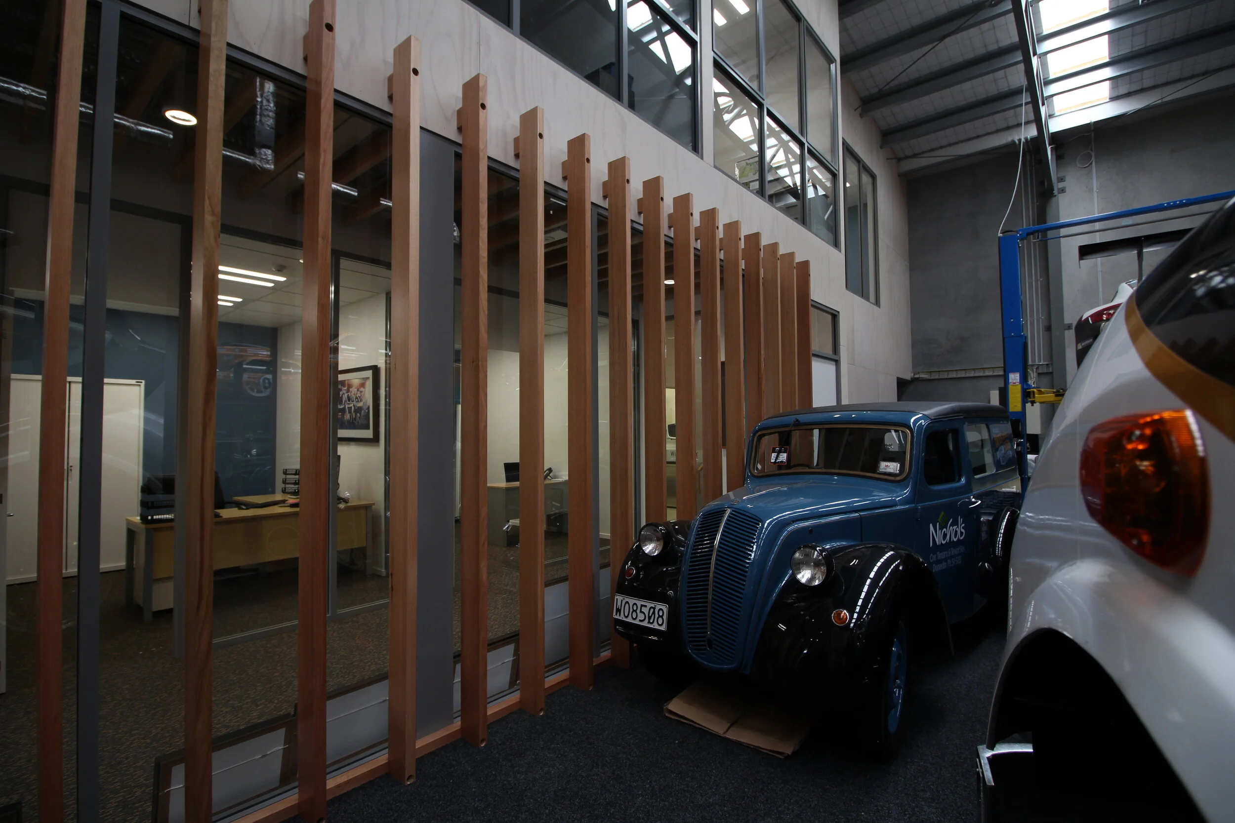 Brent Alexander_Cat 8_Willowridge Offices_14.JPG