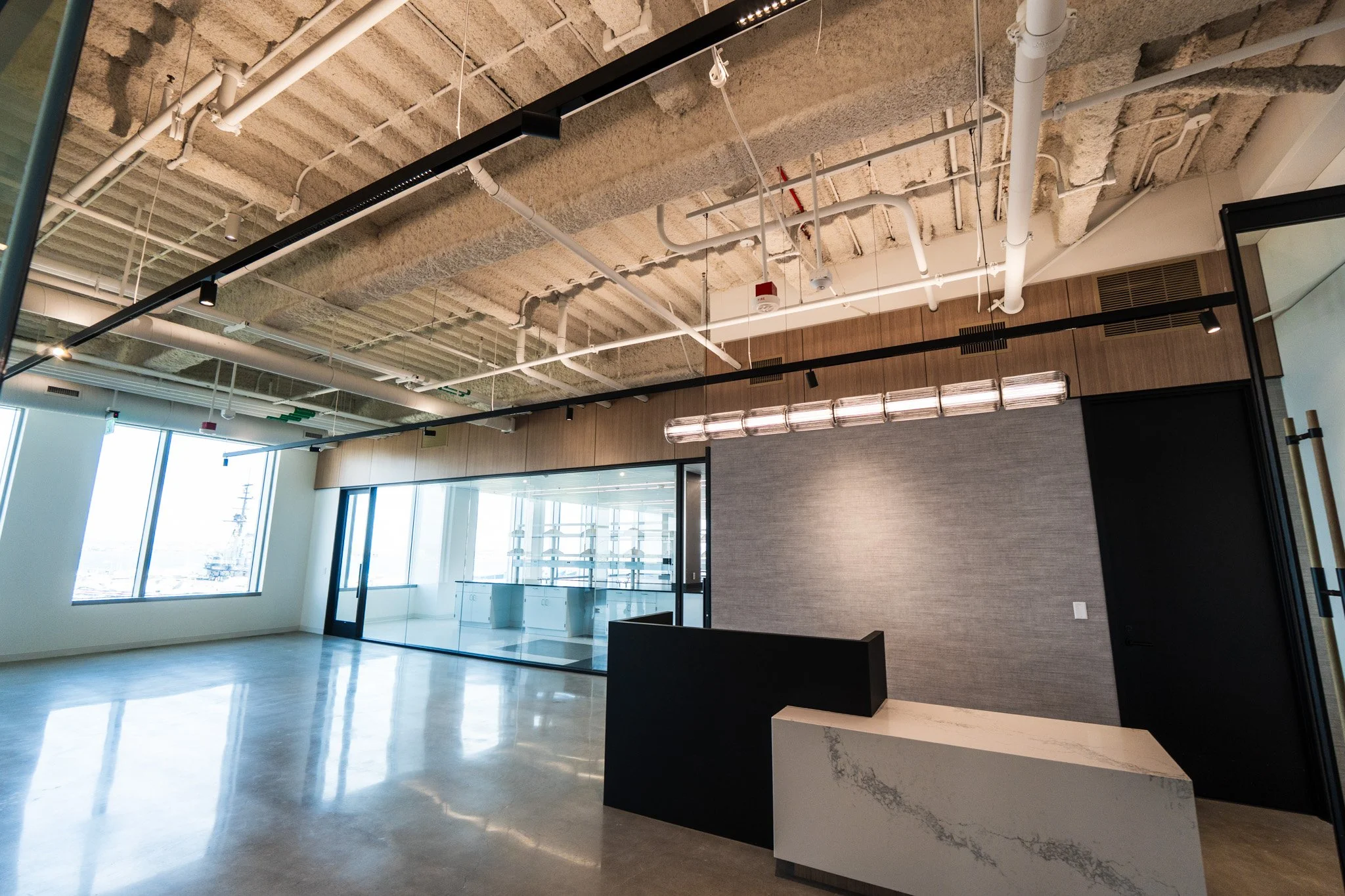 IQHQ - Spec Suites TI