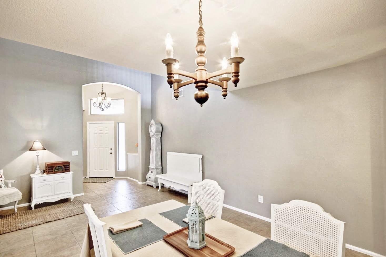 dining room wall painting Lincoln, NE - Simplicity Painting Co