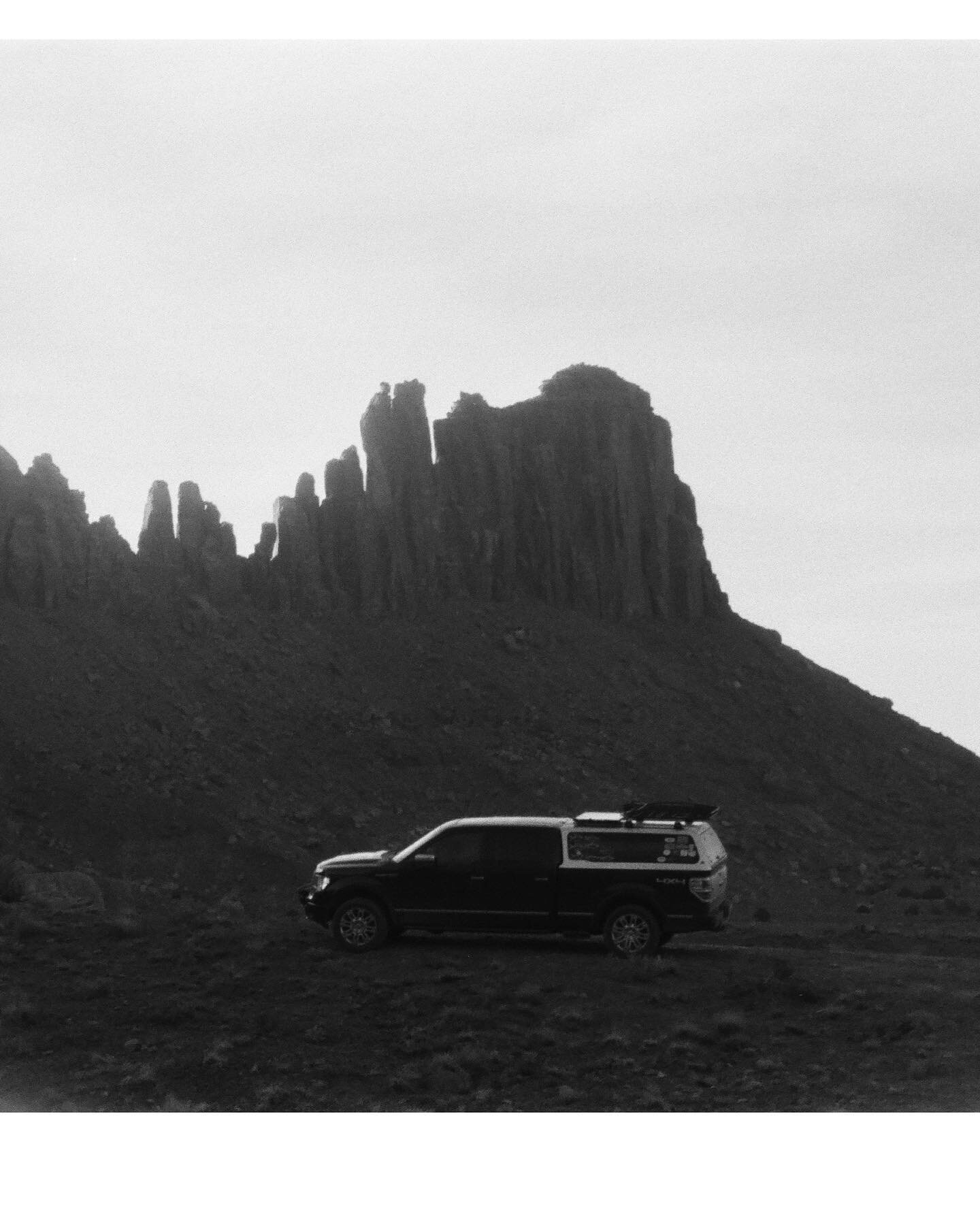 Desert days desert haze. Time in the creek shot on #ilfordhp5 

#35mm #bwphotography #film #indiancreek #climbing