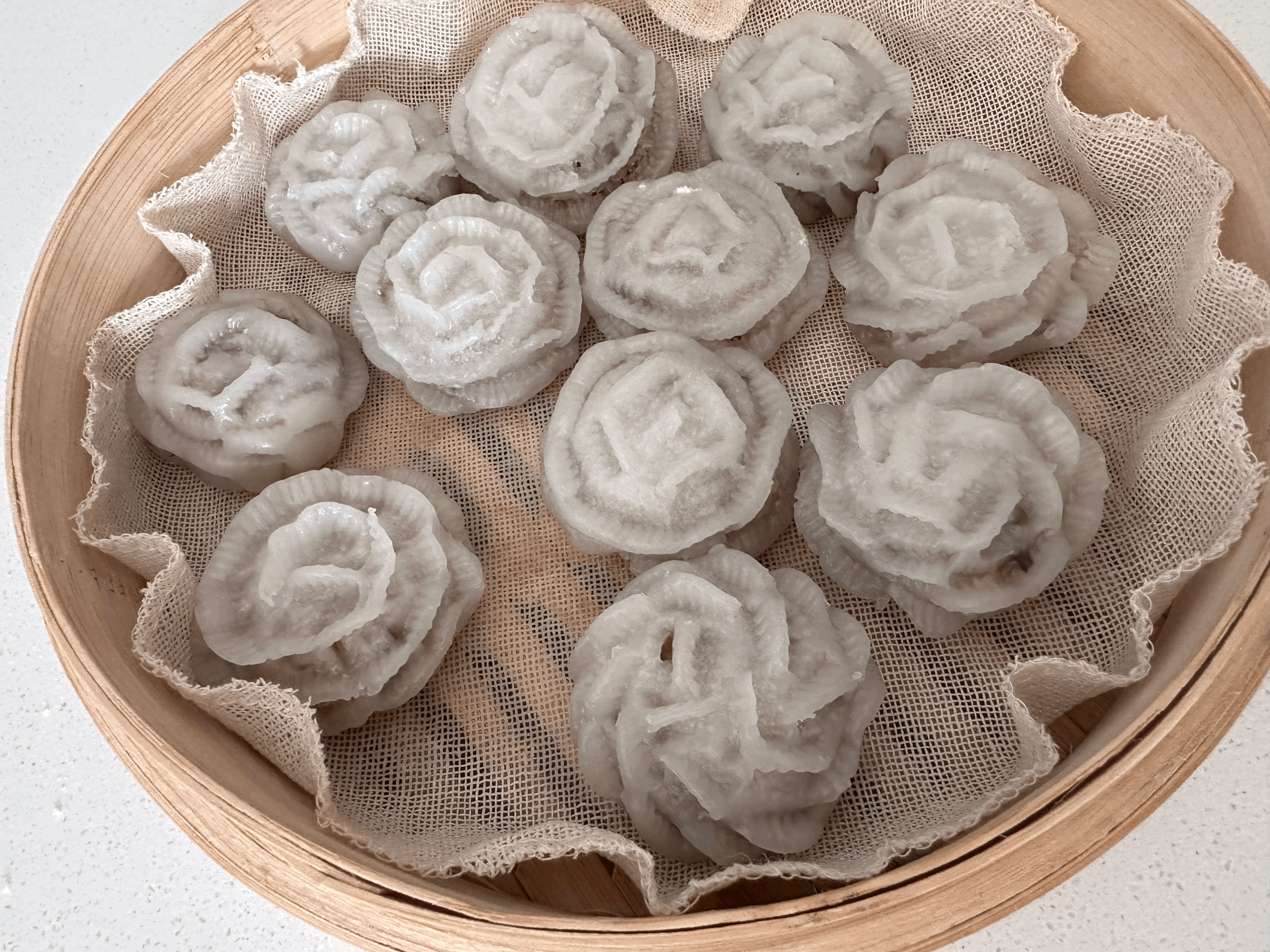 Bánh Bông Hồng (Vietnamese Radish Dumplings)