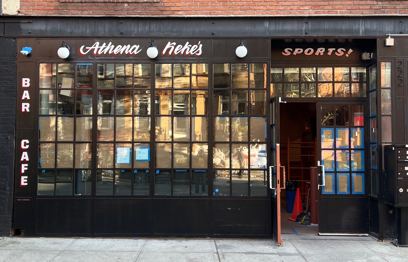 Storefront Design for Athena Keke's, BK
// custom lettering //
hand-painting in enamel