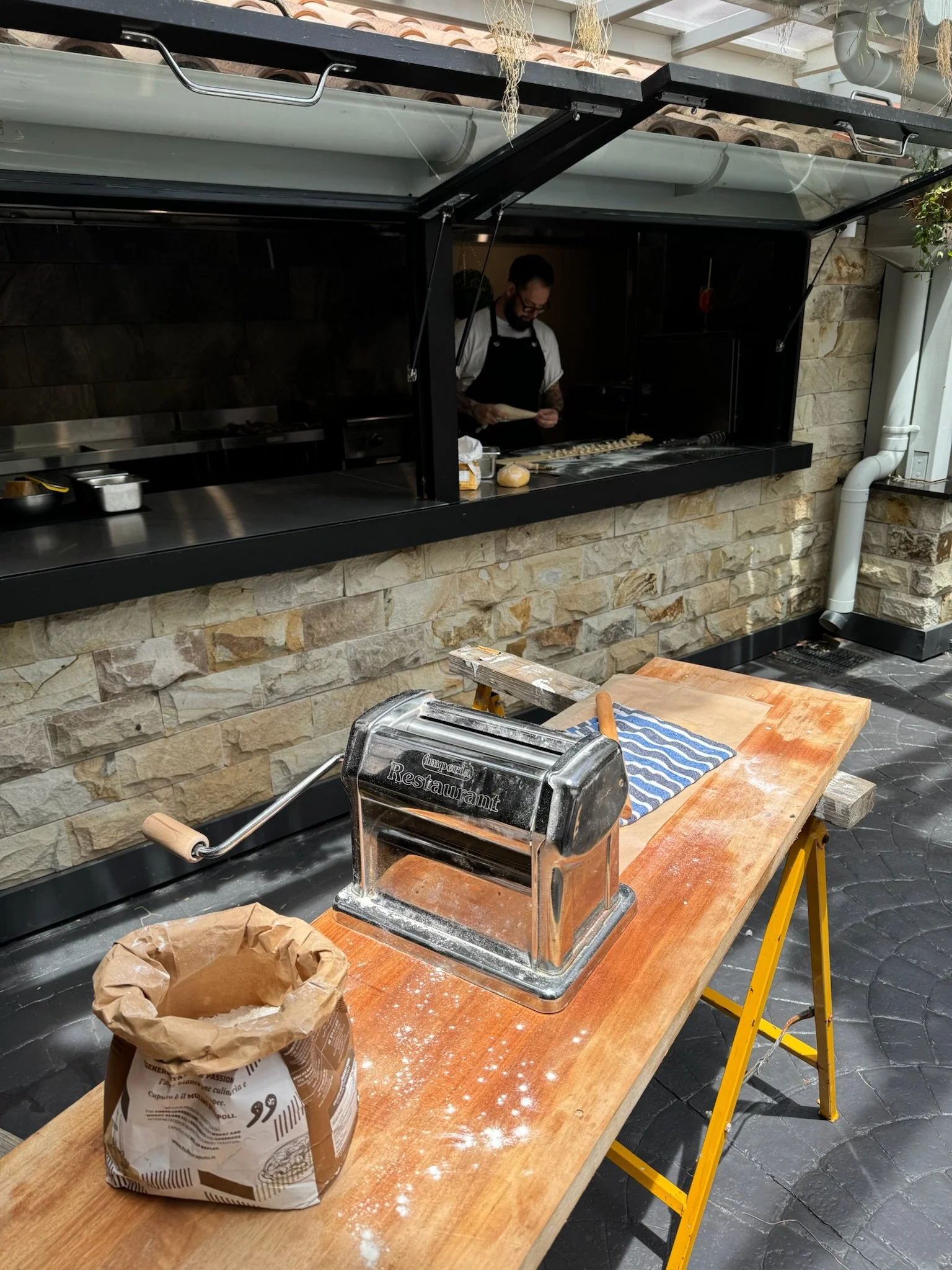 PLASTERED PASTA