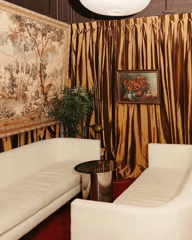 𝓣𝓱𝓲𝓼 𝓦𝓮𝓮𝓴 @ 𝓛𝓛

*WEDNESDAY 11.12*
5PM&mdash;&mdash;open
7PM&mdash;&mdash;9PM // Mahjong in the Backroom Deluxe [sold out]
8PM&mdash;&mdash;late // Warm Country Nights with DJ @renegadepicker
[50% off industry tabs, no cover]

*THURSDAY 11.1