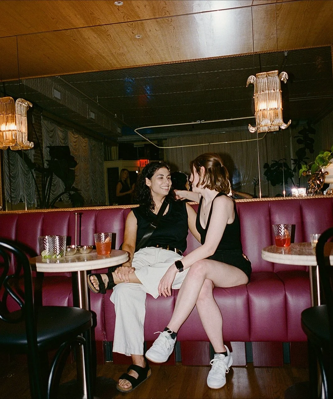 𝓣𝓱𝓲𝓼 𝓦𝓮𝓮𝓴 @ 𝓛𝓛

*WEDNESDAY 11.26*
5PM&mdash;&mdash;Open
8PM&mdash;&mdash;Late // Warm Country Nights with DJ @renegade.picker

*THURSDAY 11.27*
7PM&mdash;&mdash;11PM // Regular Service

*FRIDAY 11.28*
4PM&mdash;&mdash;1AM // Regular Service