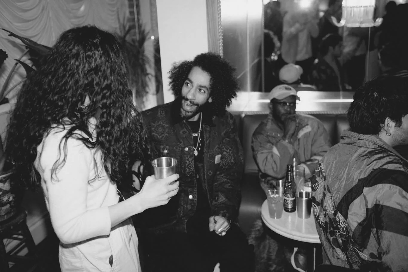 𝓣𝓱𝓲𝓼 𝓦𝓮𝓮𝓴 @ 𝓛𝓛

*WEDNESDAY 4.08*
5PM&mdash;&mdash;8PM // BOGO Industry Hours 
8PM&mdash;&mdash;Late // Jazz Night with @meltonernest
[$10 Negronis, No Cover]

*THURSDAY 4.09*
5PM&mdash;&mdash;8PM // Regular Service
8PM&mdash;&mdash;12AM // 