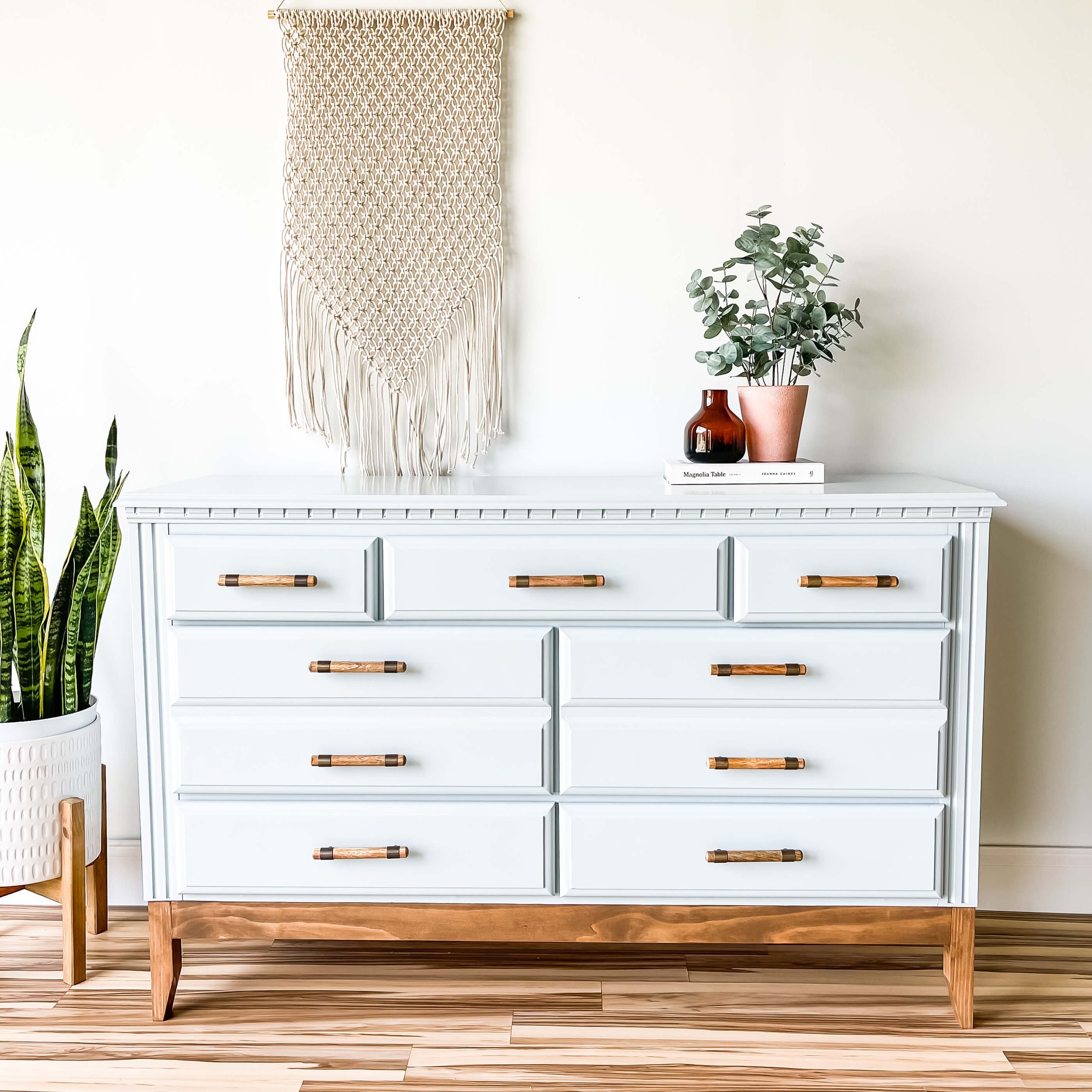 Top 10 Products for Furniture Flipping — prettydistressed