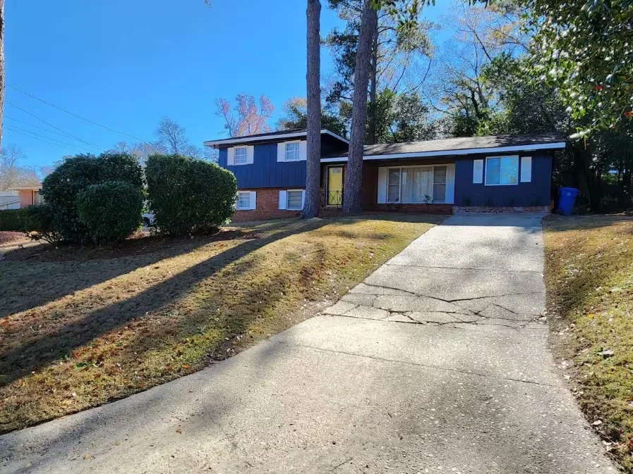 Kitchen renovation completed by FD Building
Bathroom remodel renovation project
Investment property renovation before and after
Residential roofing renovation project