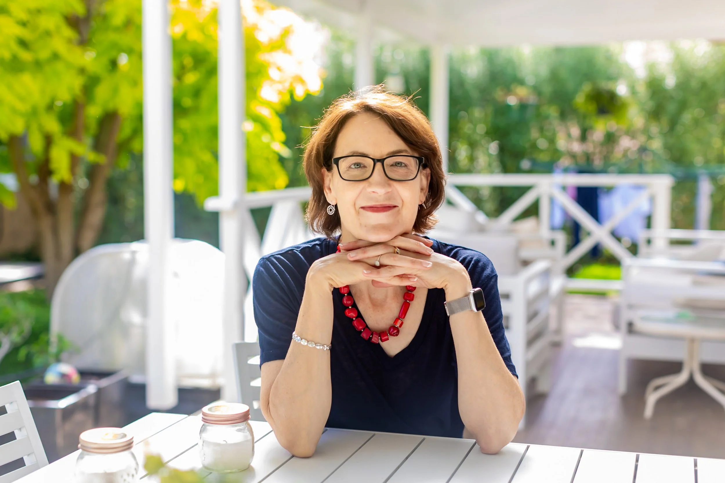 Susanne Gerstmyer, counsellor and psychotherapist for parents, sitting outdoors