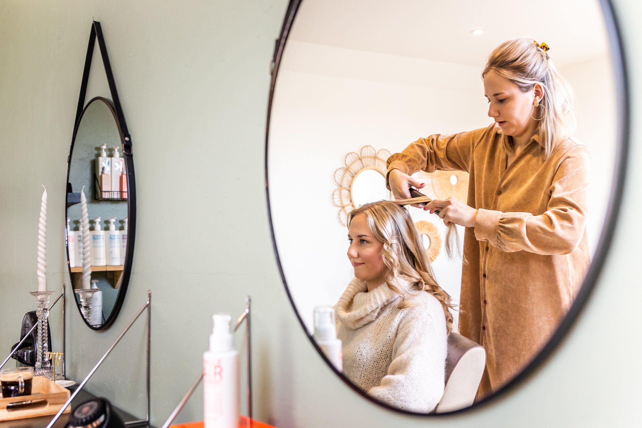 Anke & Inne - Dozz 'Art kapsalon & webshop