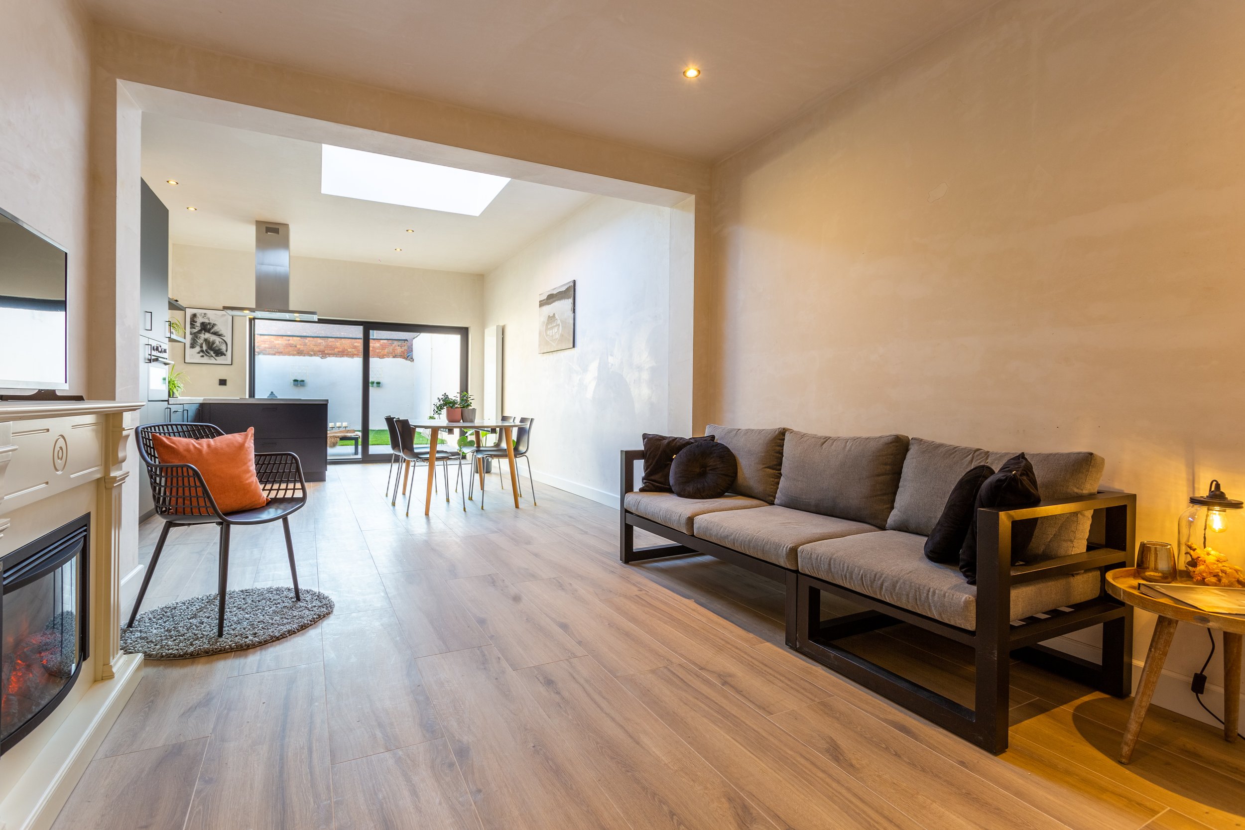 Verkoopfotografie na renovatie door Rood aannemingen bv. 