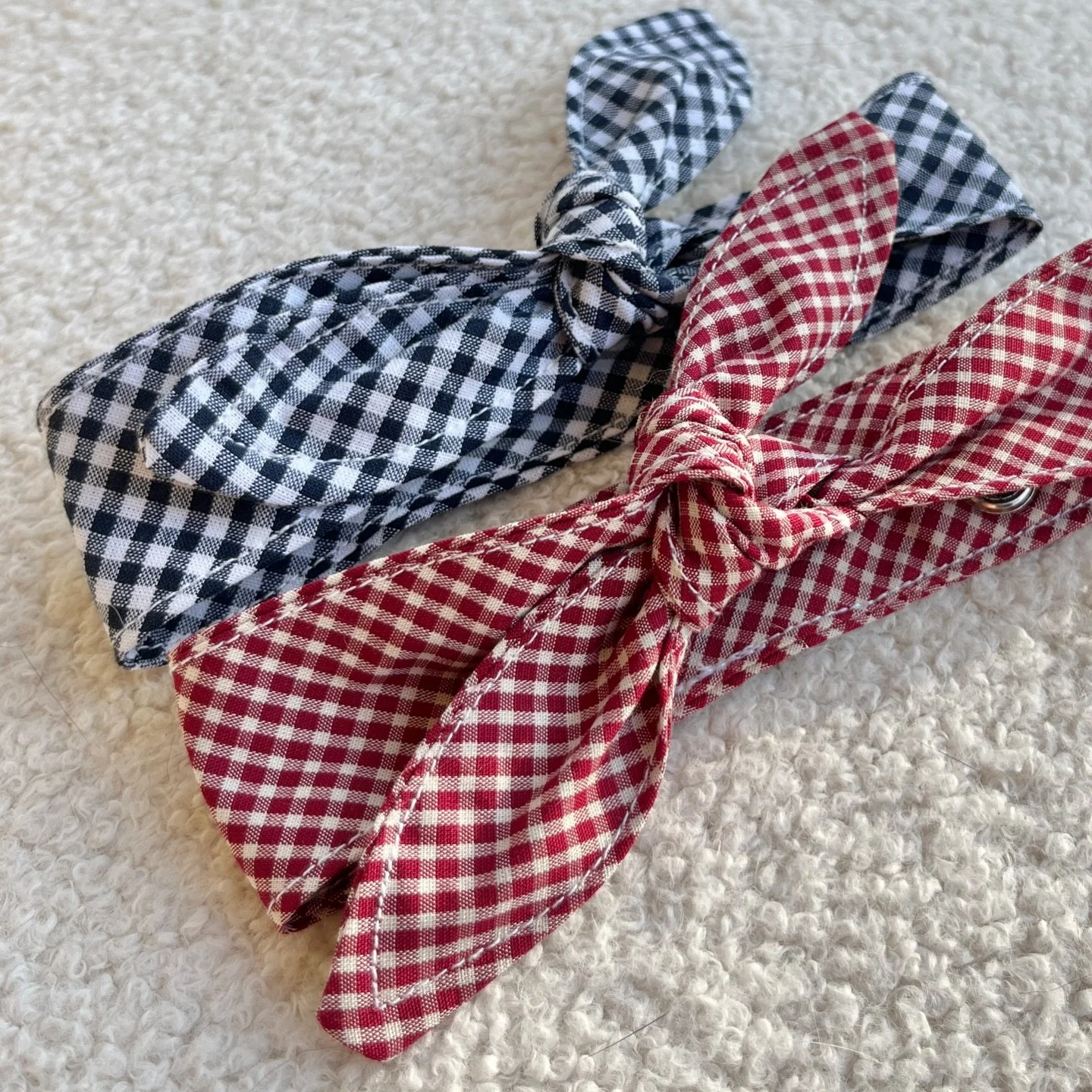 Friendly reminder today is the last day to shop your neckerchiefs, bow ties and gift cards. The perfect gift for that person that loves their dog or your own dog if you&rsquo;re looking for a cute Christmas Day accessory! 

These will be posted early