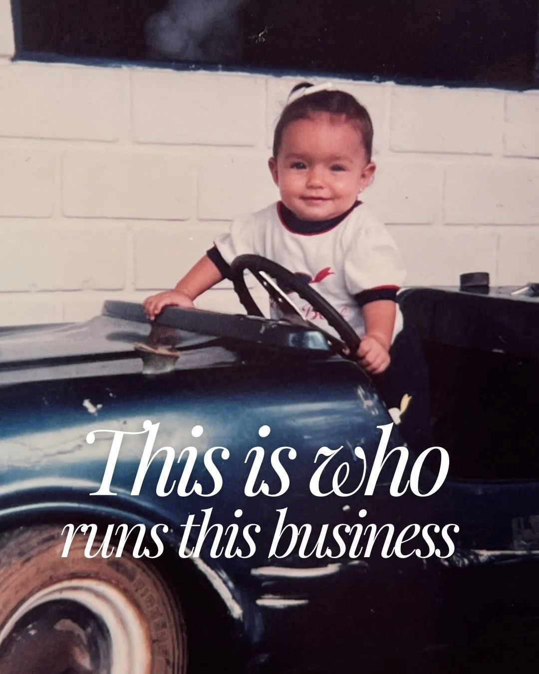 Trend too cute to resist - plus I&rsquo;m always down for any chance of sharing their puppy pictures! 

#meettheteam