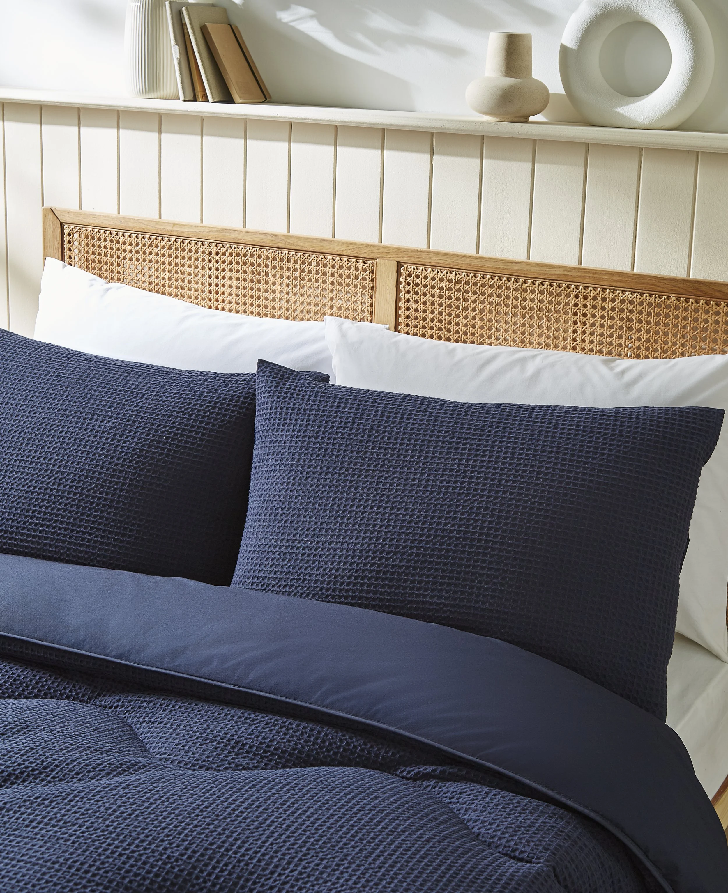 Night-Lark_Cotton-Waffle_Coverless-Duvet_Navy_Cameo_1.jpg