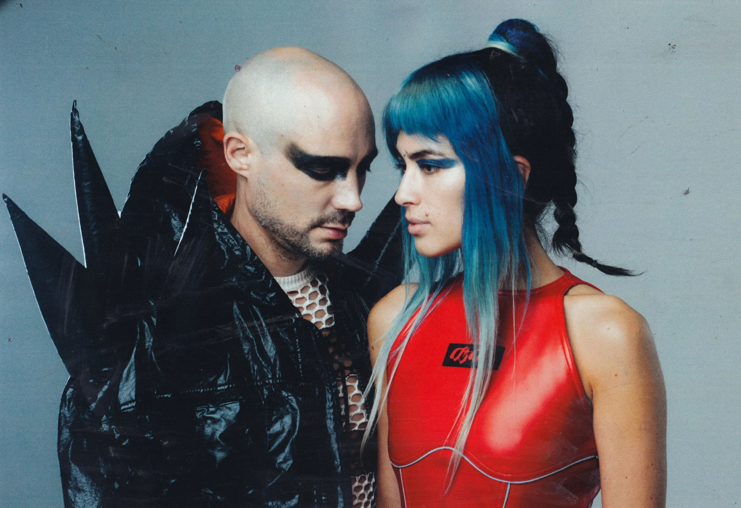 Neon Shadow Gentlemanagement