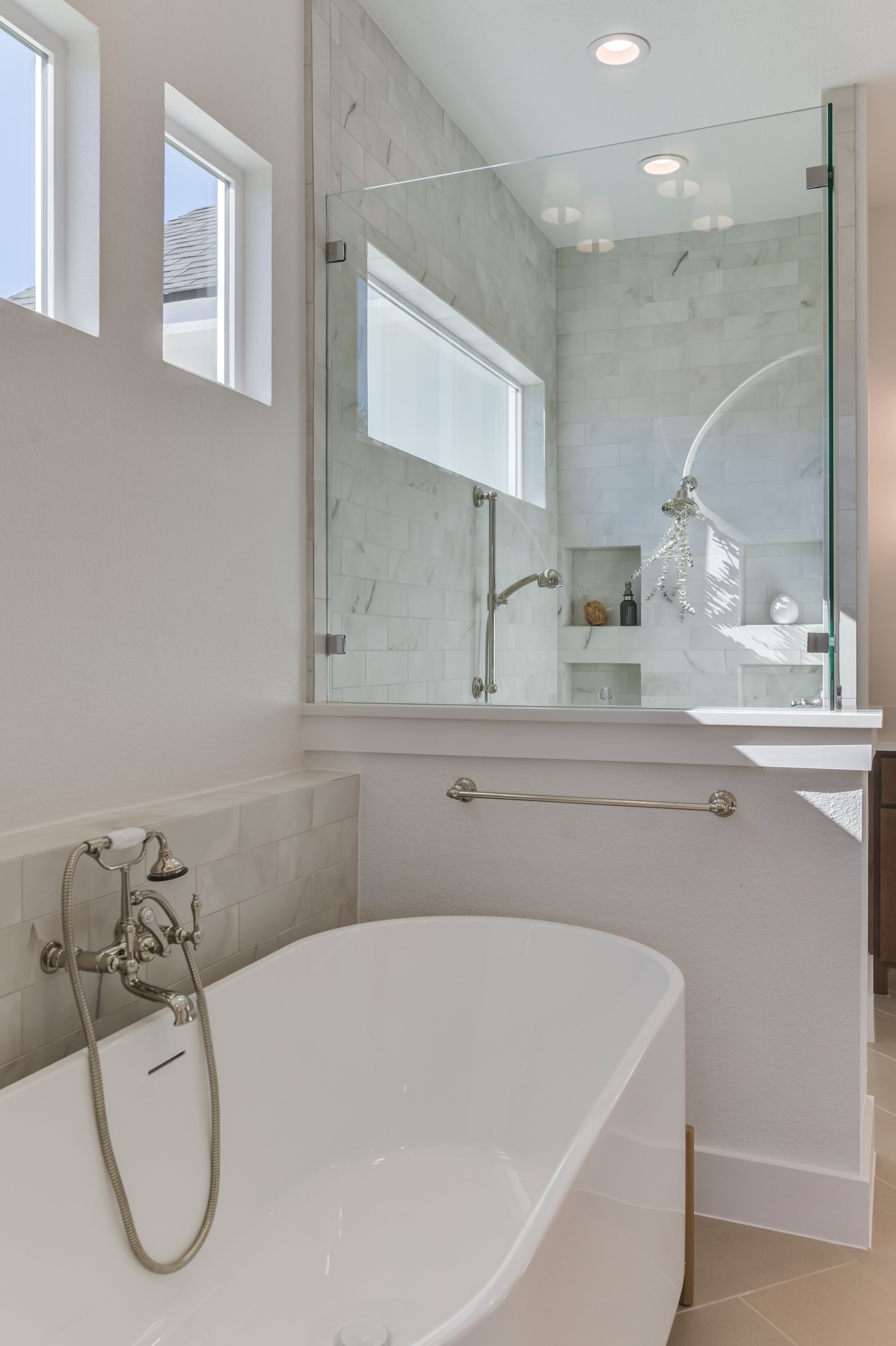 Chelsea-Evans-Interiors-Texas-Helotes-Sustainable-Interior-Designer-LEED-WELL-Green-San-Antonio-Bathroom.jpg