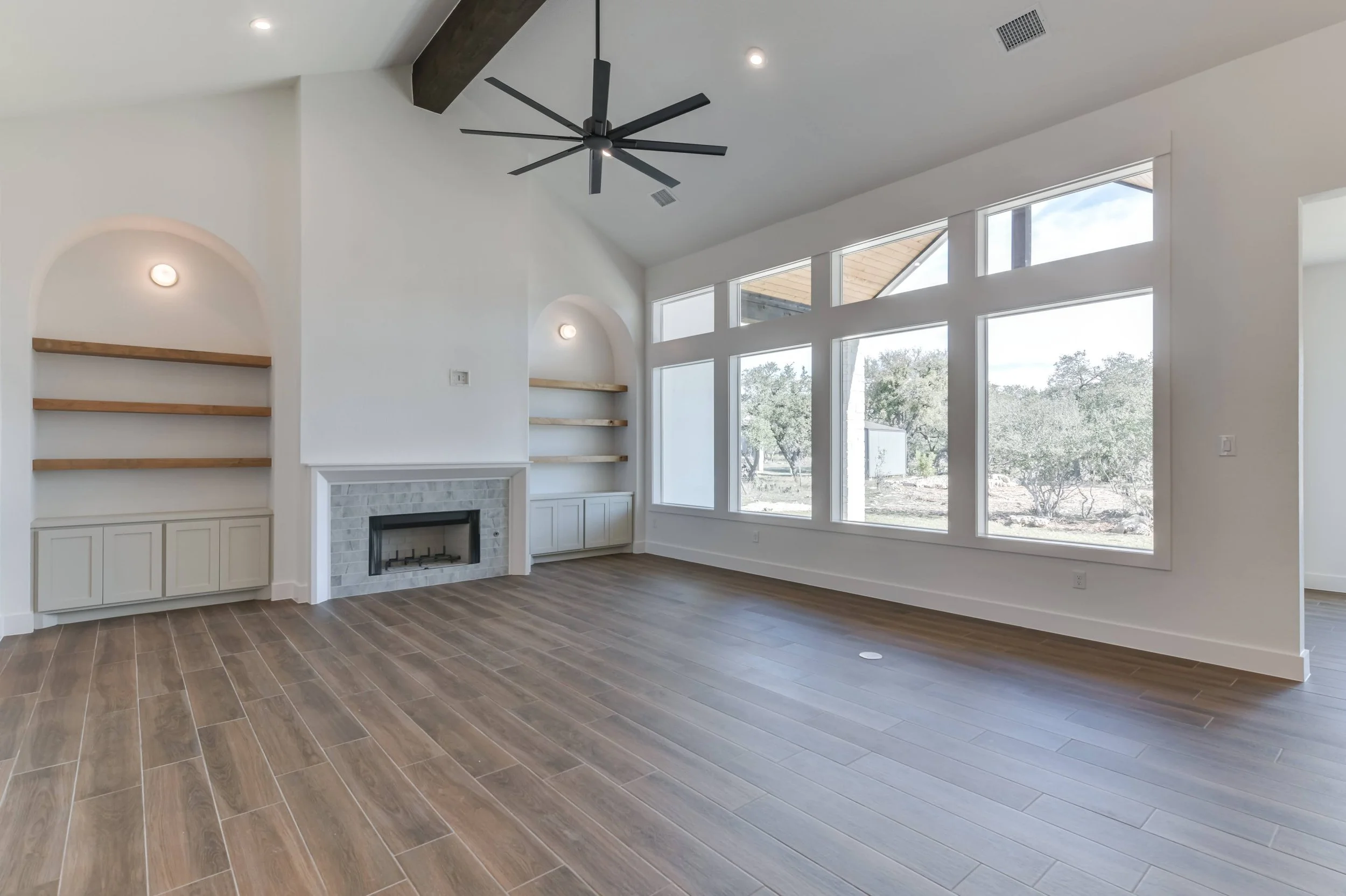 Chelsea-Evans-Interiors-Texas-Helotes-Sustainable-Interior-Designer-LEED-WELL-Green-San-Antonio-Living-Room-Arches.JPG