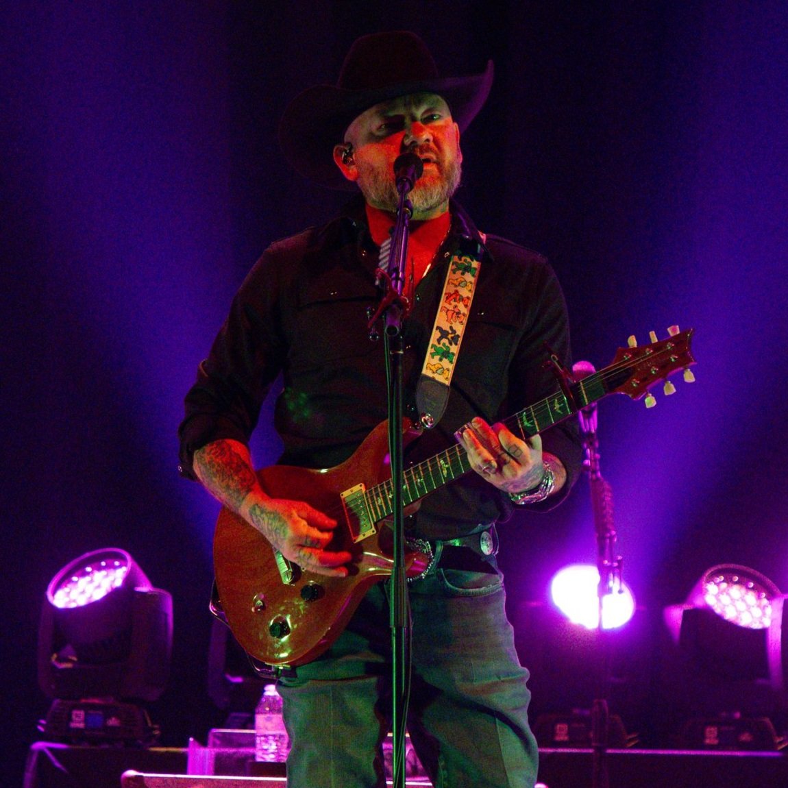 Stoney+Perform+4.jpg