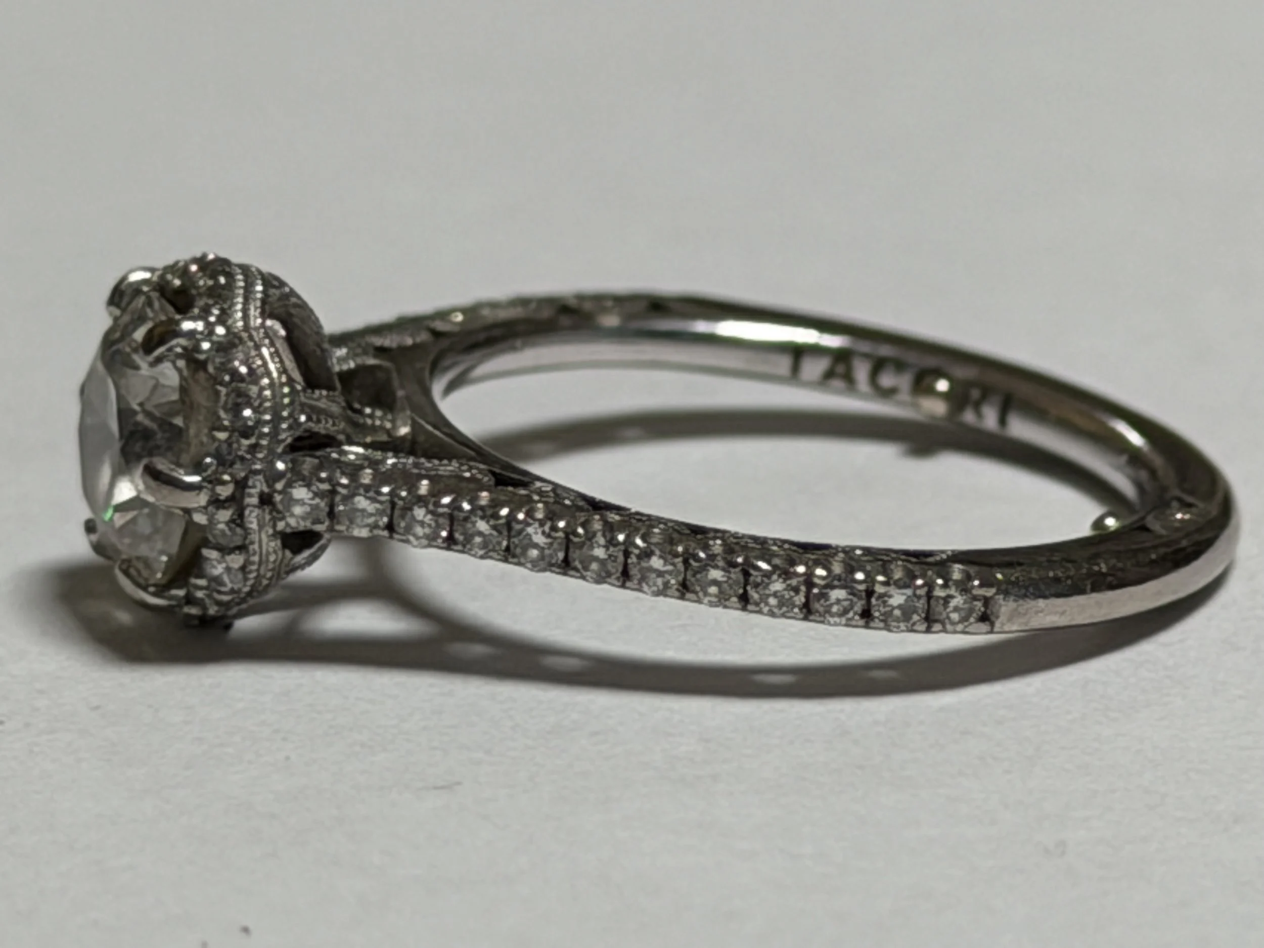 Preloved Tacori Engagement Ring Set.jpg