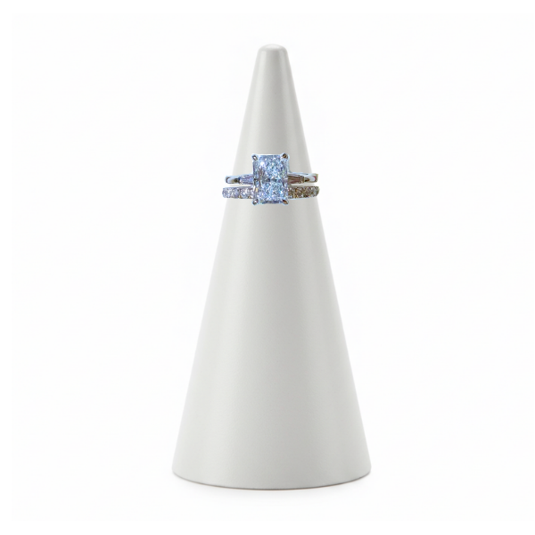 2.5ct lab grown bridal set preloved