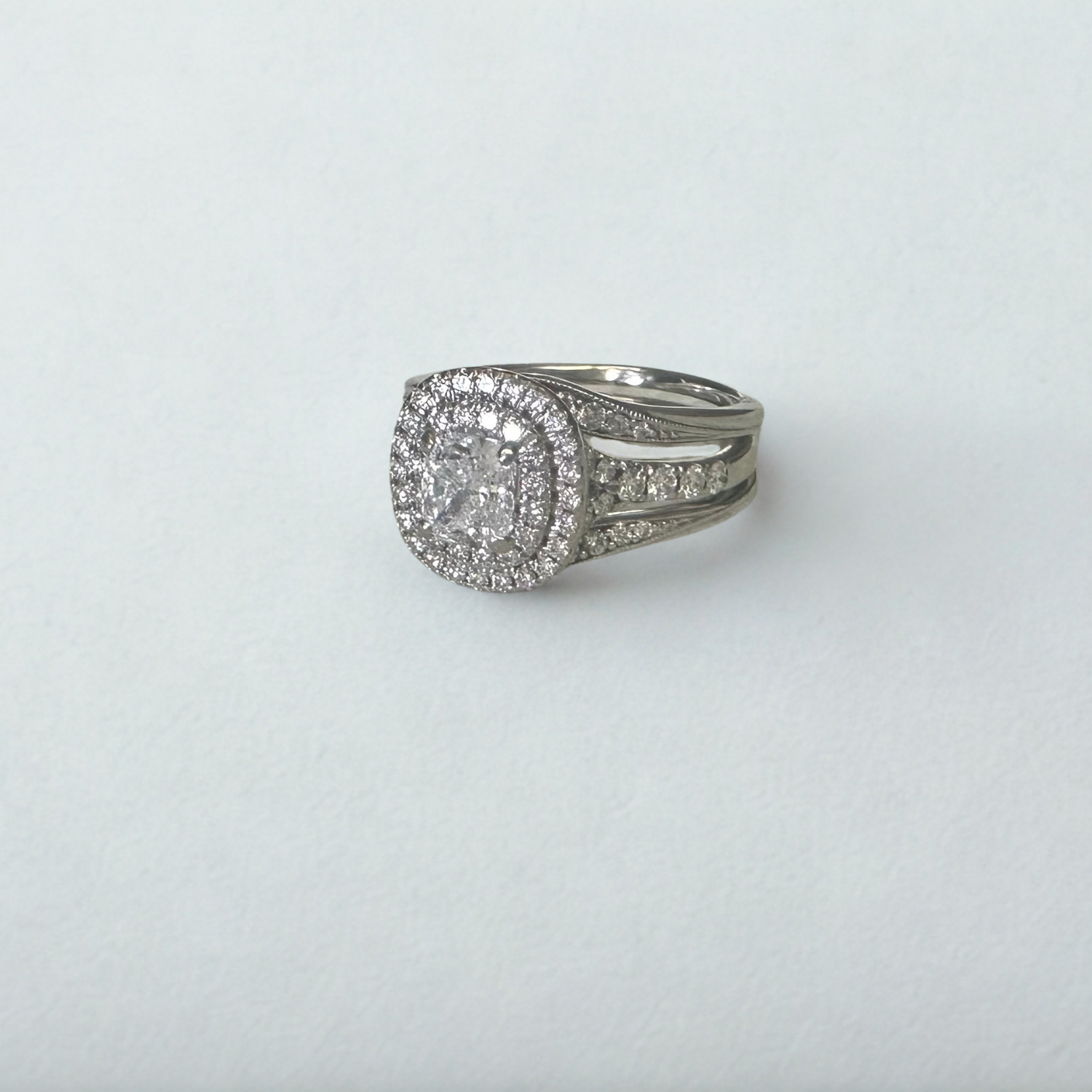 0.90 Carat Cushion Cut Natural Diamond Halo Bridal Set in 14K White Gold | Morgyn