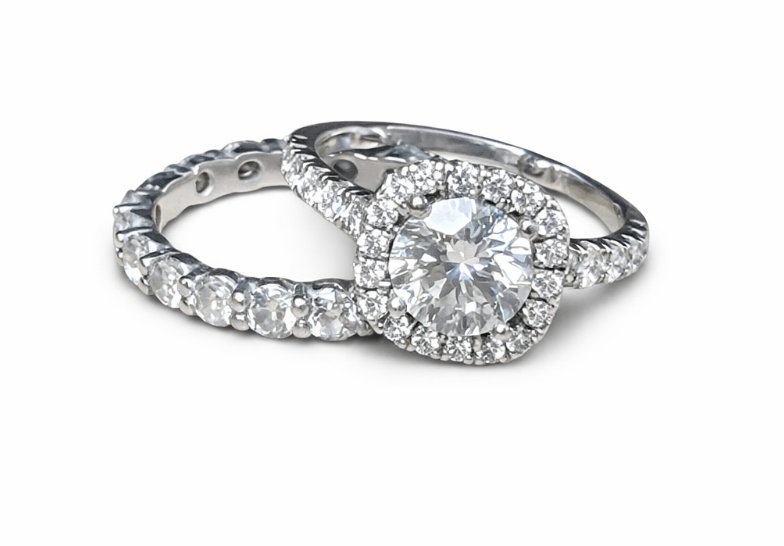 MariaNaturalRoundDiamondBridalSetPreLoved5.png