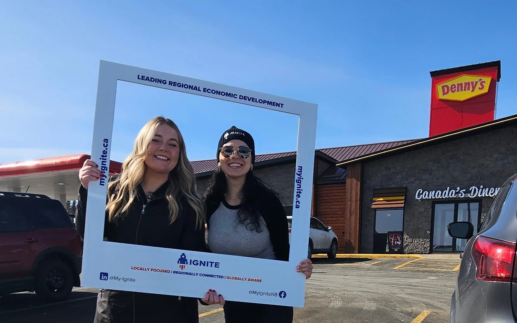 Denny's Photo Frame Team.jpg