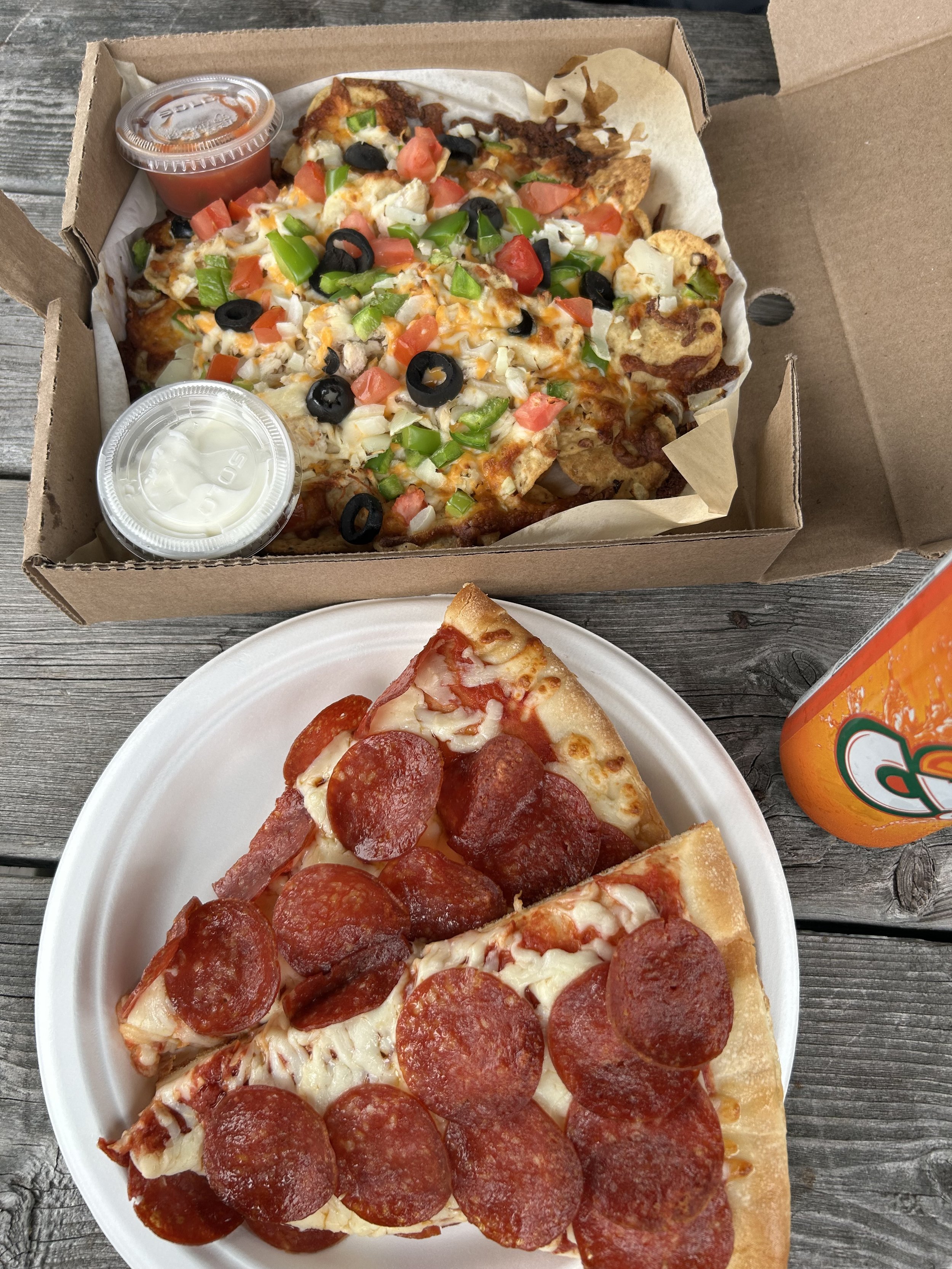 Nachos and pizza.jpeg