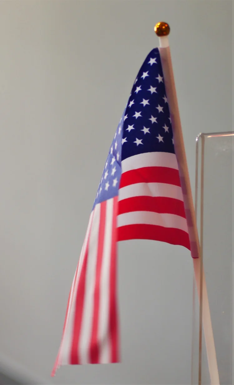 [Image: DeskFlag.jpg?format=550w]