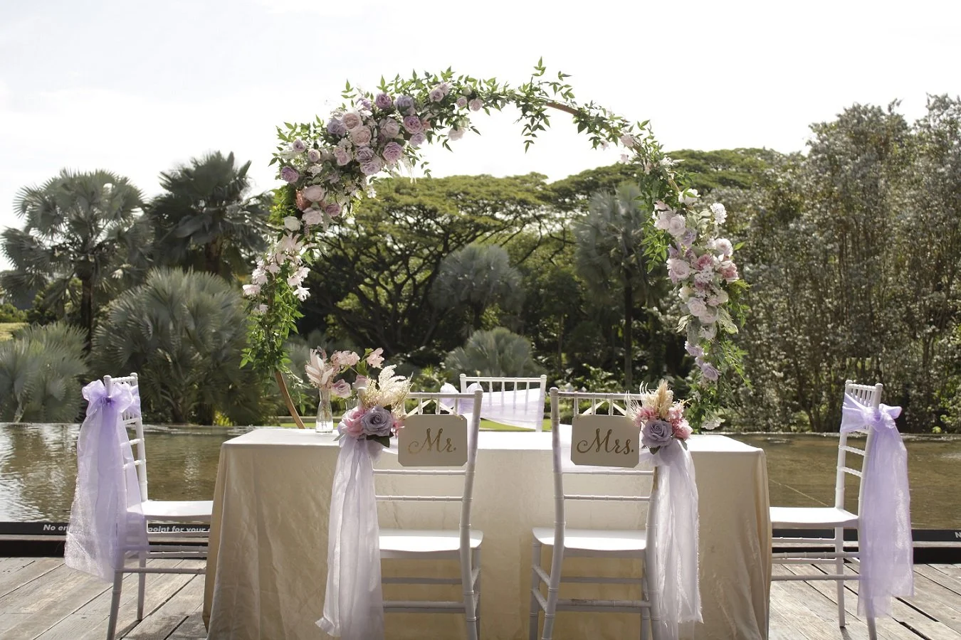 how-much-does-wedding-cost-singapore-vineyard-at-hortpark